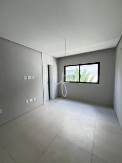 Casa 3 Suítes no Terras Alphaville 1