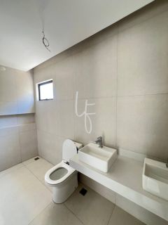 Casa 3 Suítes no Terras Alphaville 1