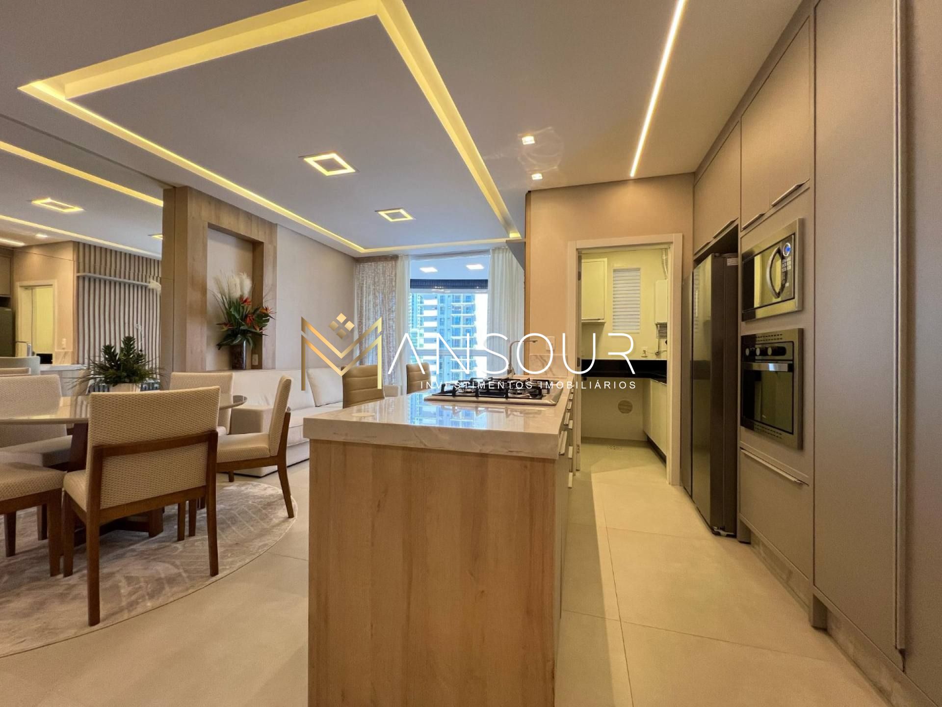 Oportunidade Meia Praia - Apartamento 03 suítes