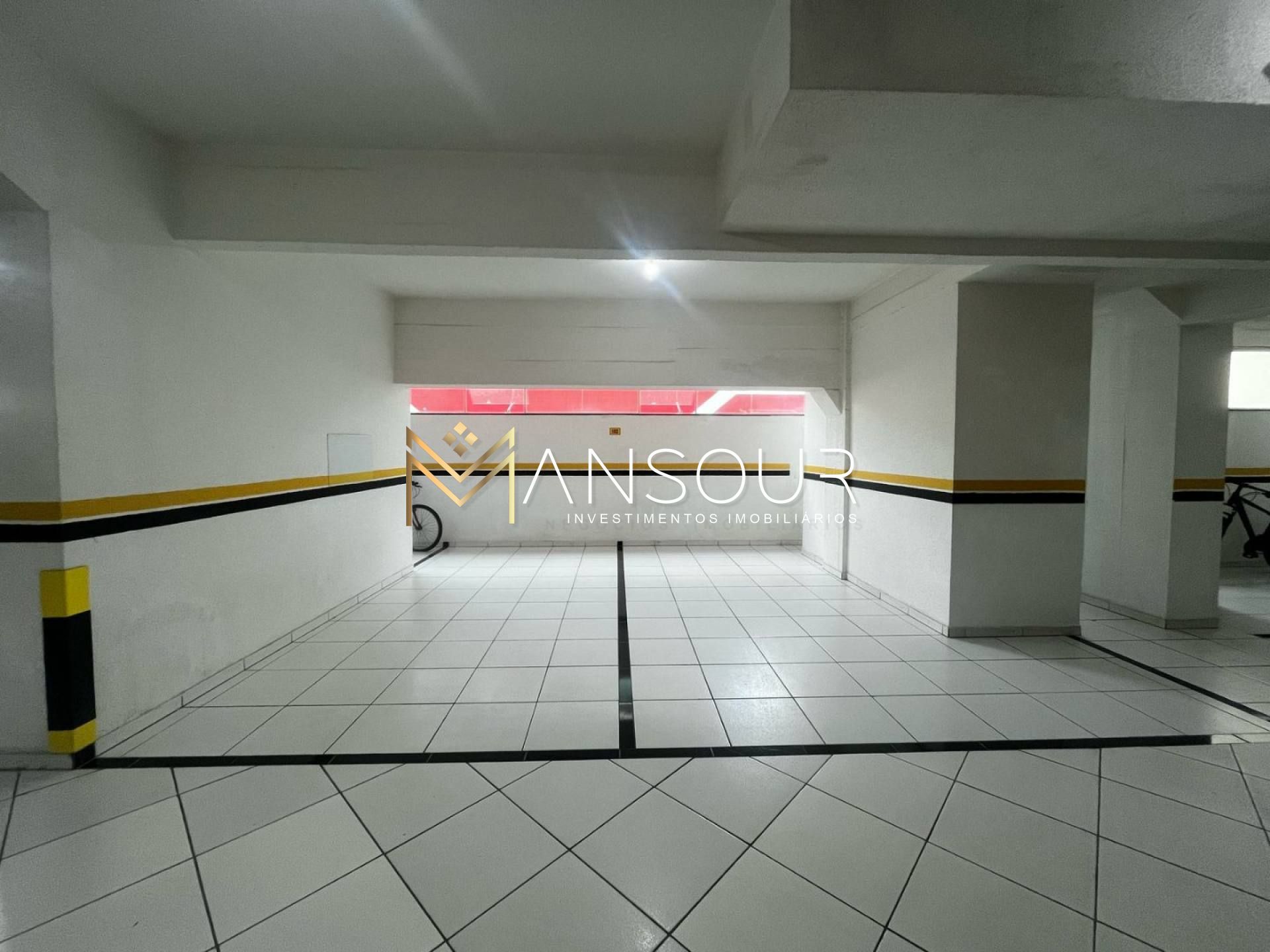 Bem Localizado - Apartamento 02 Dormitórios sendo 01 suíte