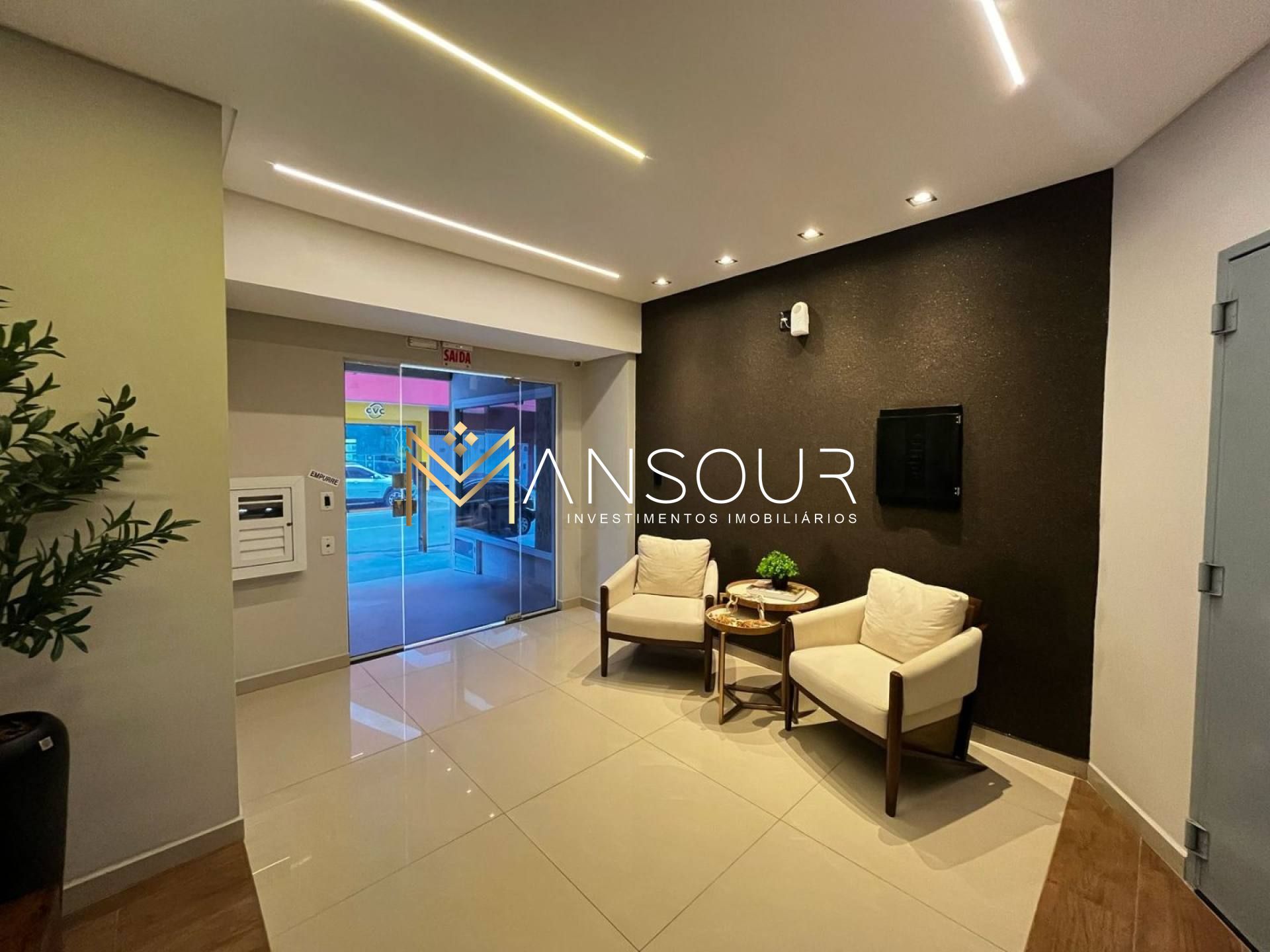 Bem Localizado - Apartamento 02 Dormitórios sendo 01 suíte