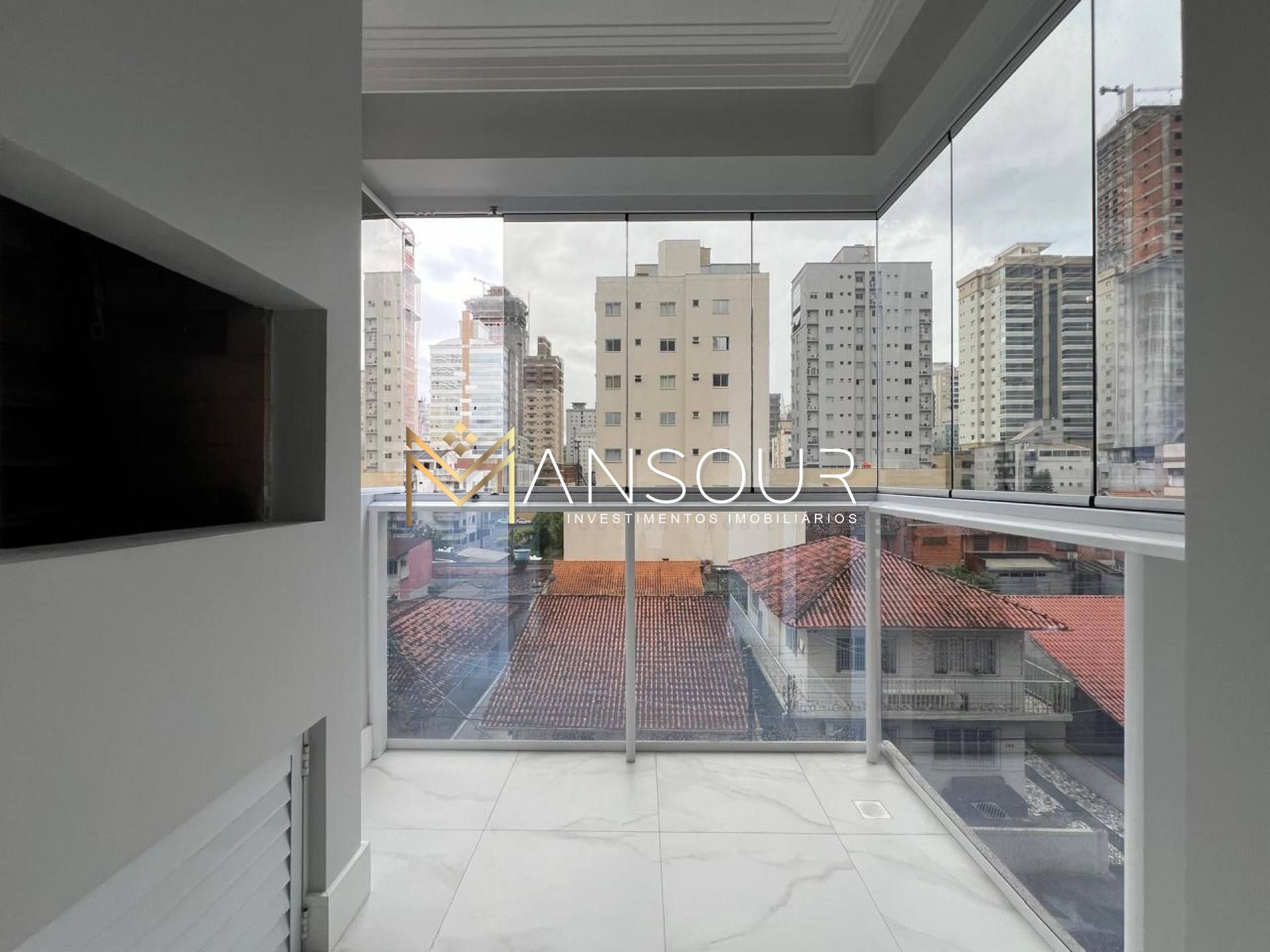 EXCLUSIVO MEIA PRAIA - Apartamento 03 suítes