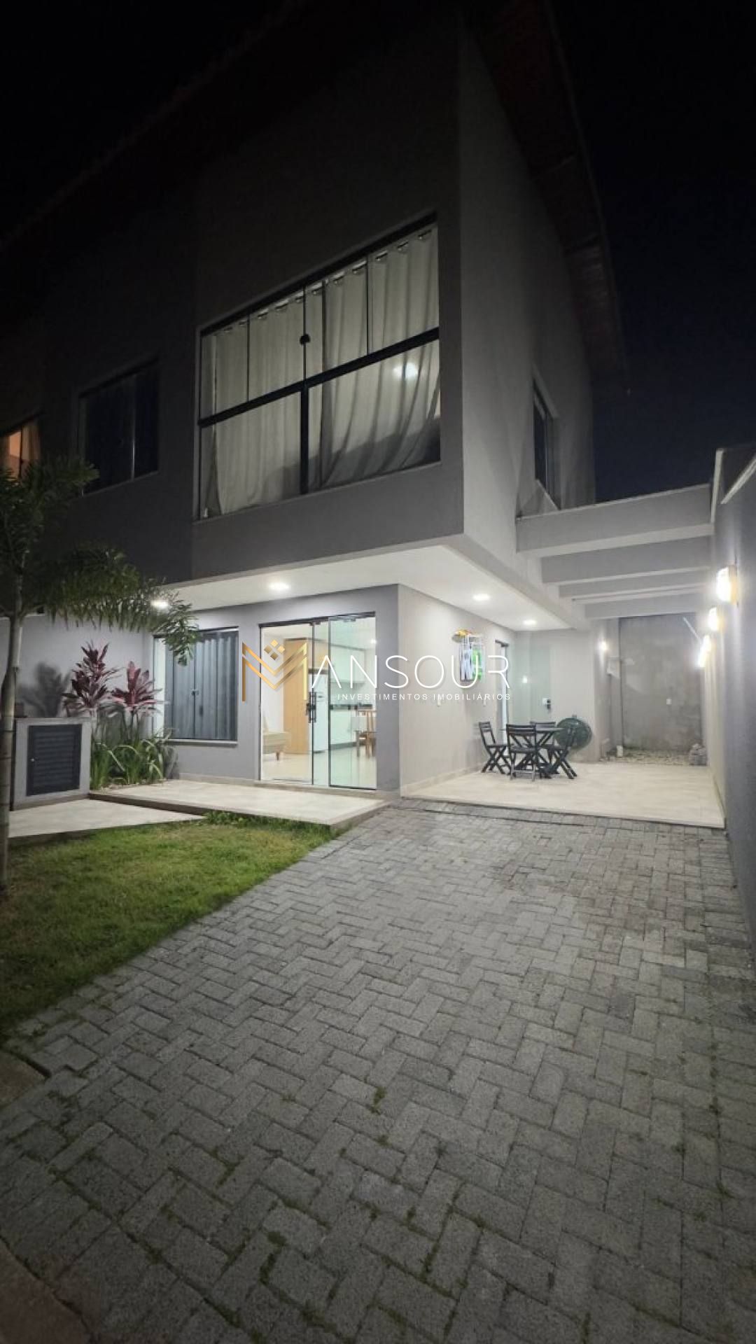 LOCALIZAÇÃO ESTRATÉGICA Casa 02 suítes