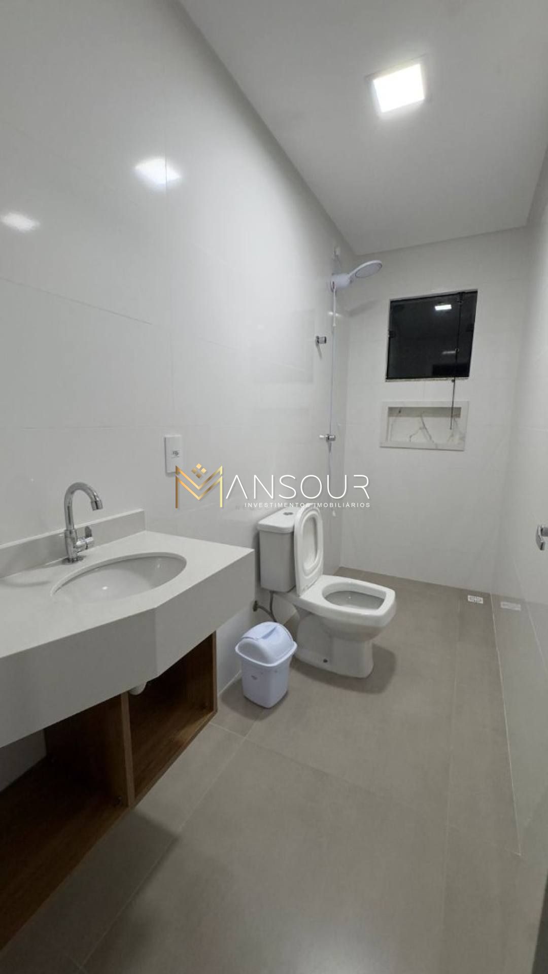 LOCALIZAÇÃO ESTRATÉGICA Casa 02 suítes