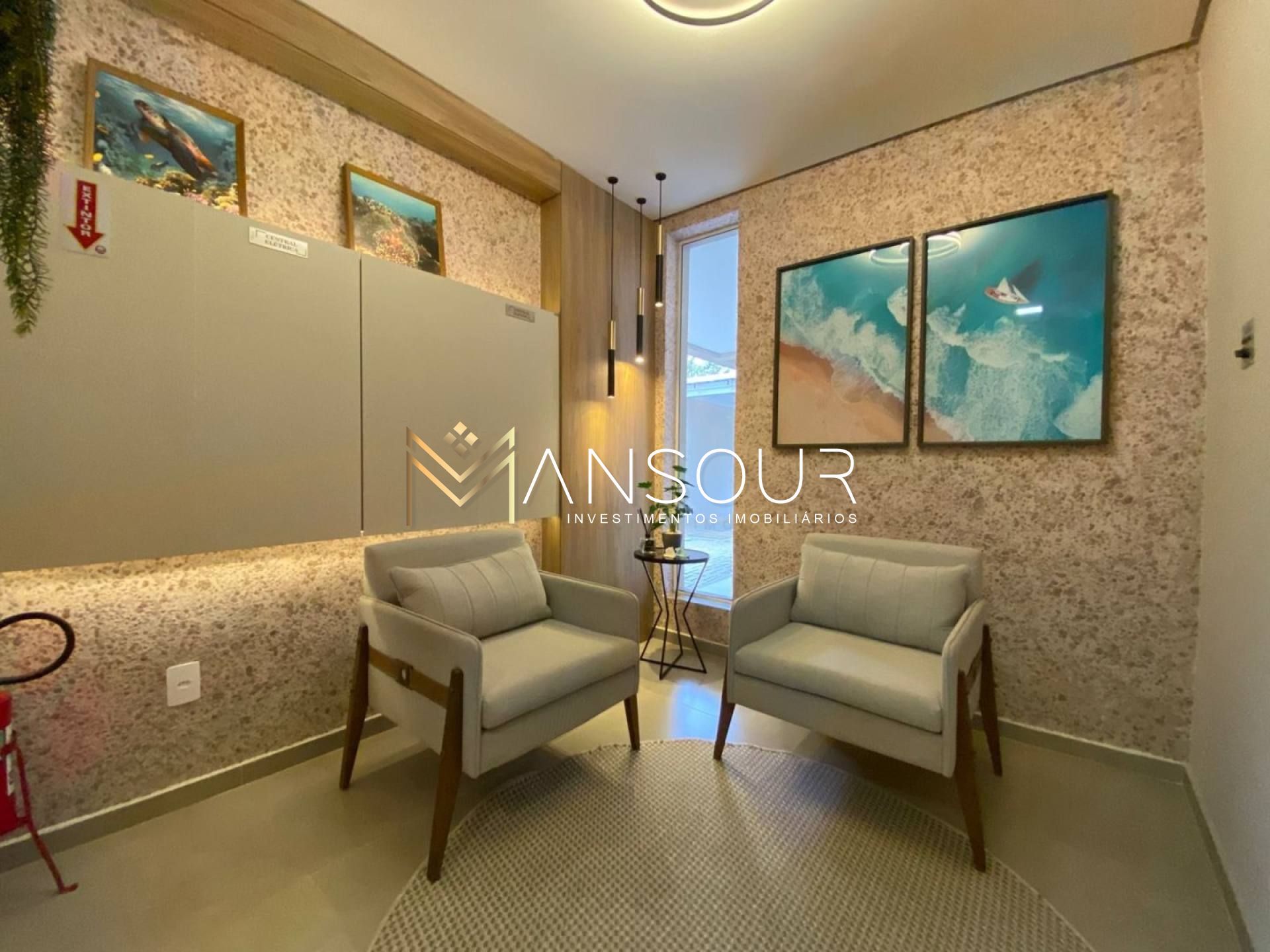 FINAMENTE MOBILIADO Apartamento 02 Dormitórios sendo 01 suíte