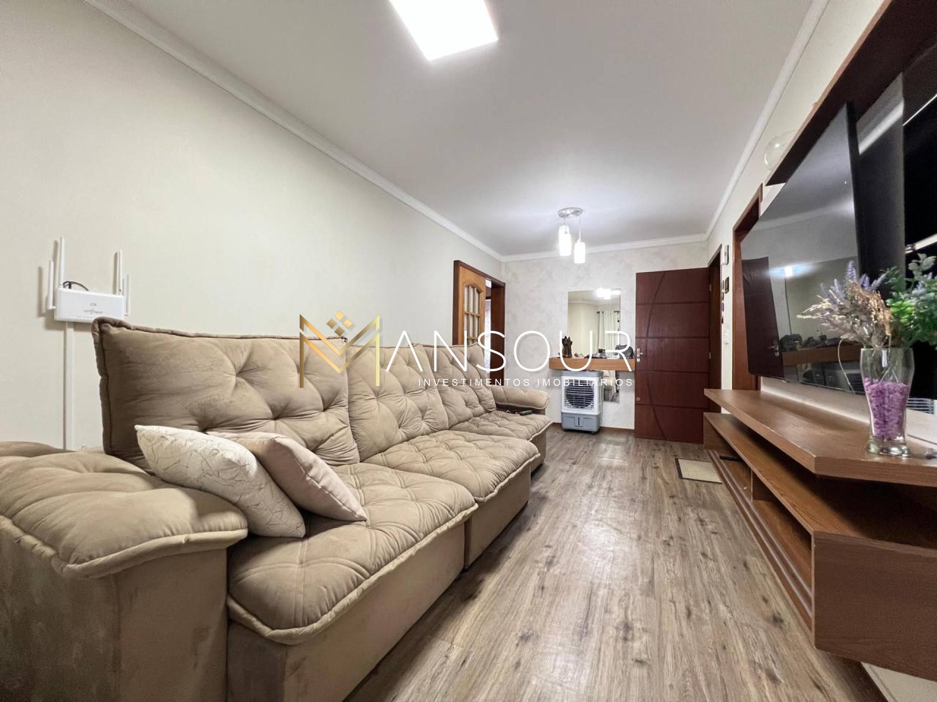 MOBILIADO Apartamento 03 Dormitórios sendo 01 suíte