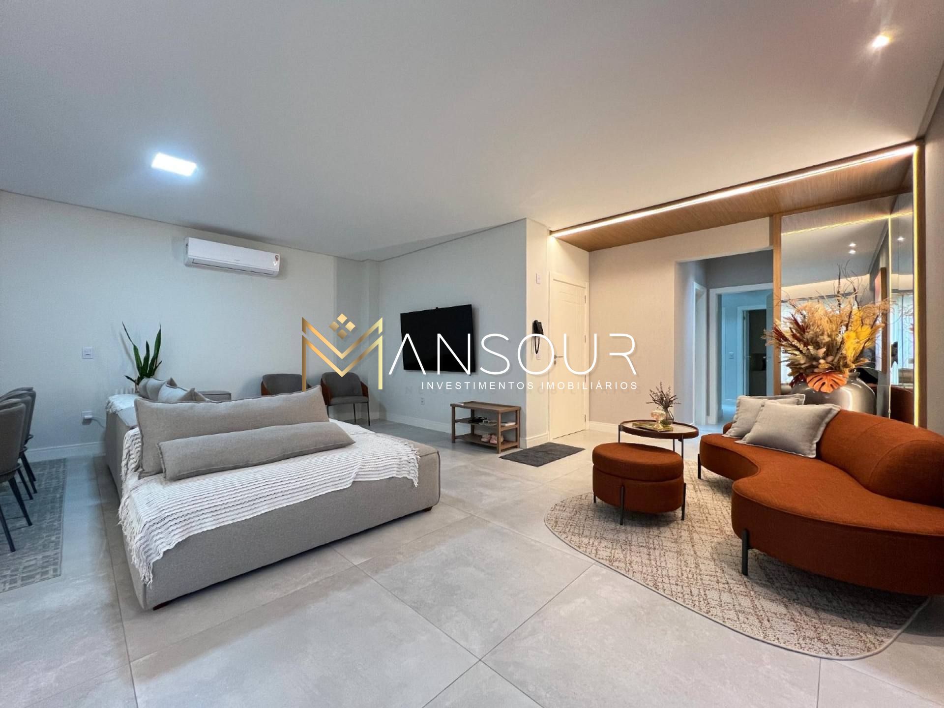 MOBILIADO Apartamento 04 suítes sendo 01 suíte Master