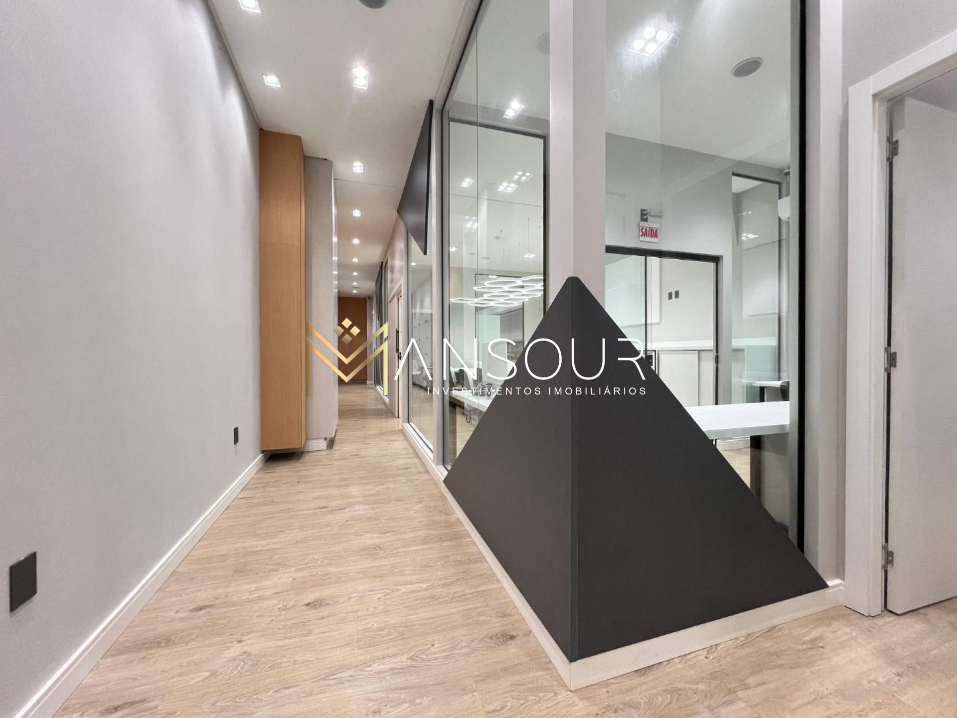 Sala Comercial Meia Praia