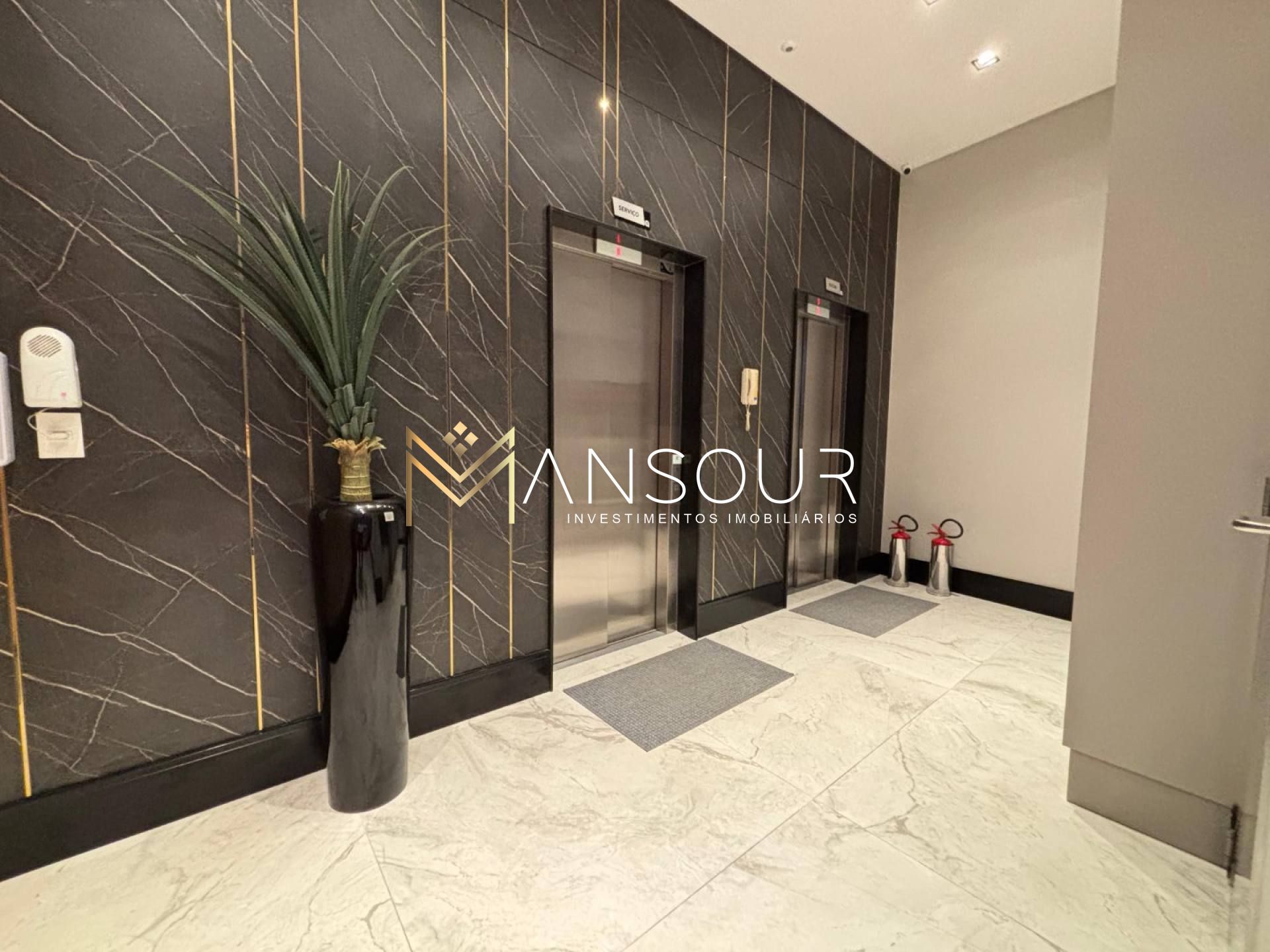 FINAMENTE MOBILIADO Apartamento 03 suítes