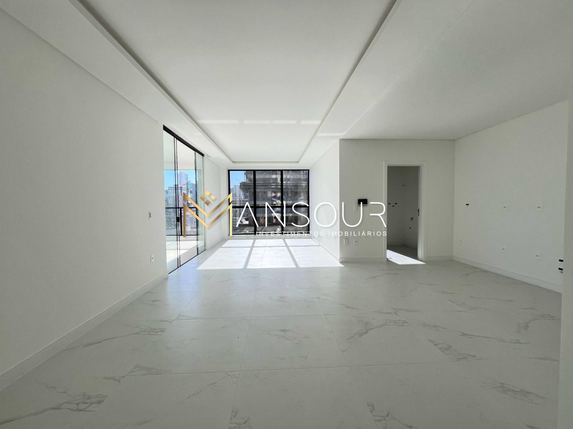 AMPLA VISTA PARA CIDADE Apartamento 03 suítes