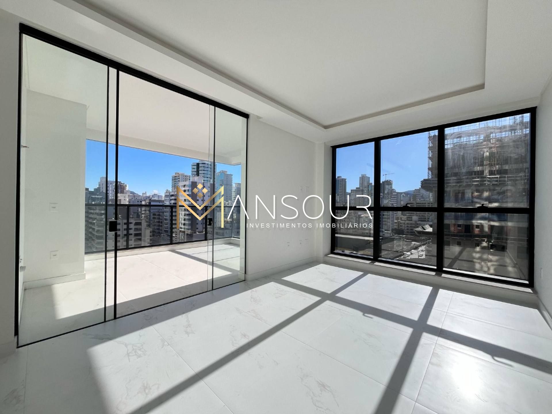 AMPLA VISTA PARA CIDADE Apartamento 03 suítes
