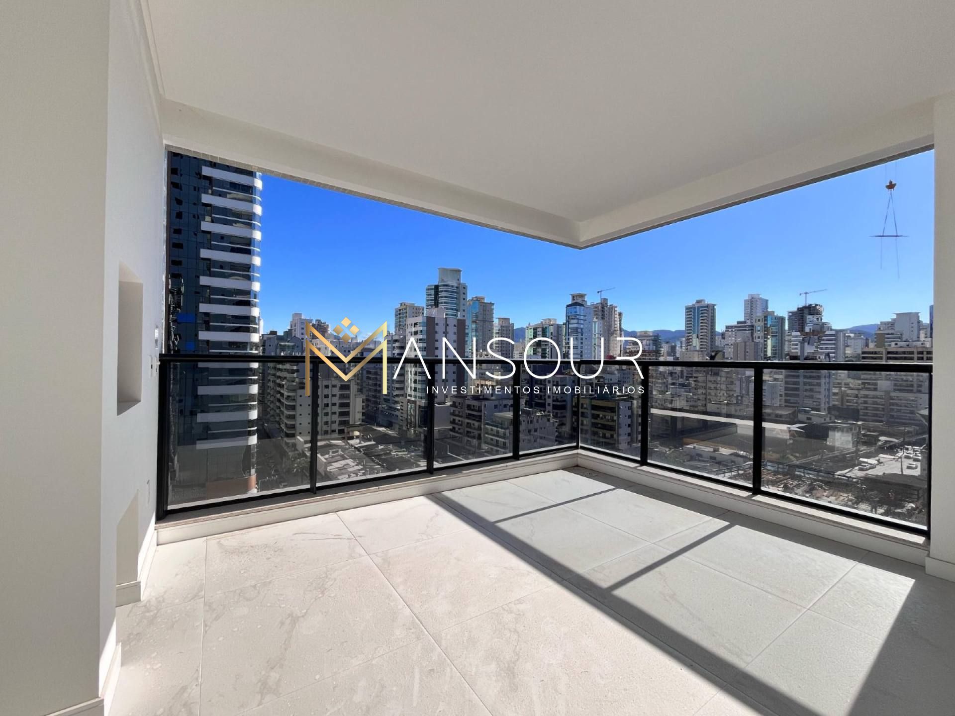 AMPLA VISTA PARA CIDADE Apartamento 03 suítes