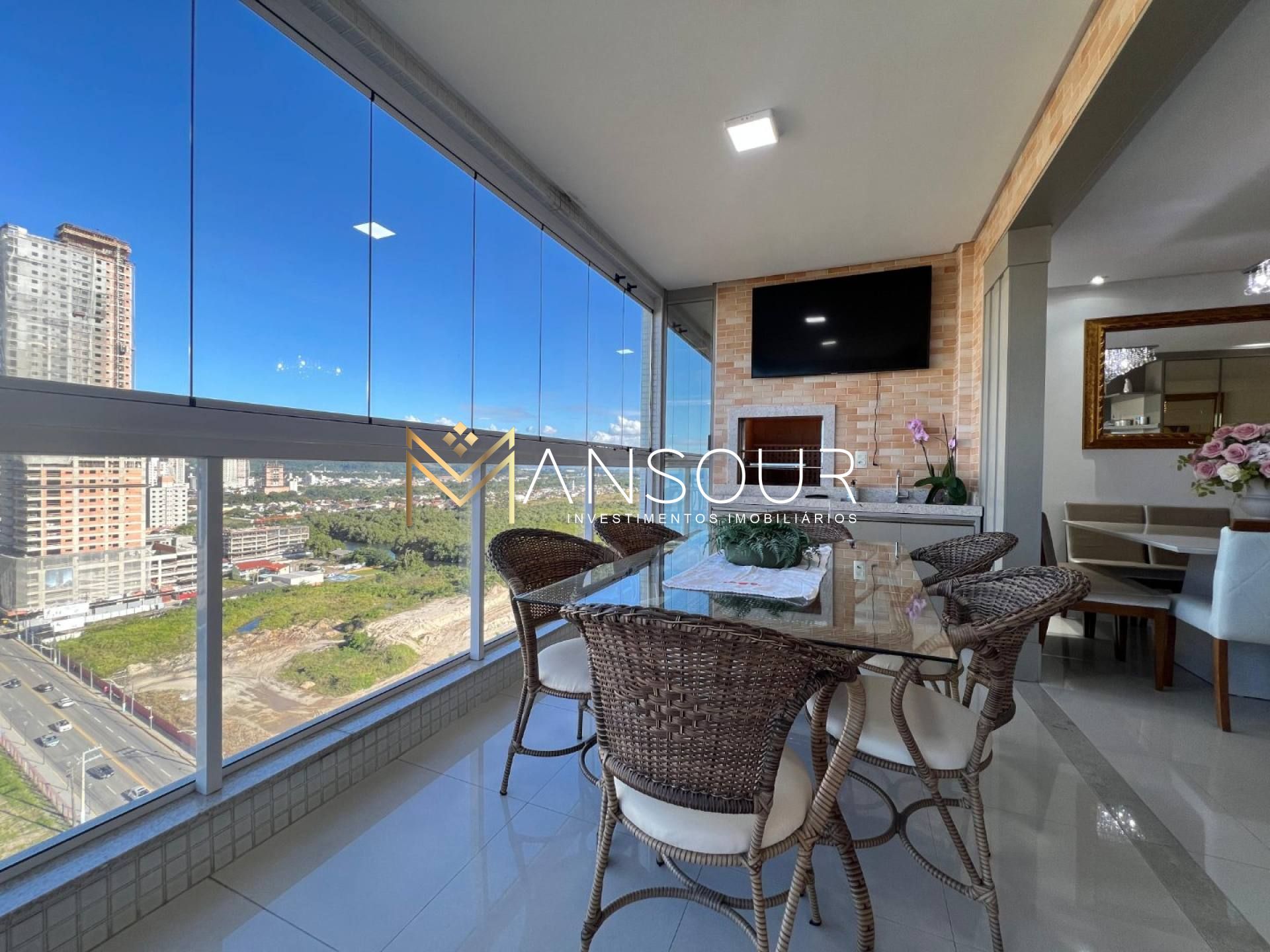 SOFISTICADO Apartamento mobiliado 03 suítes sendo 01 Master