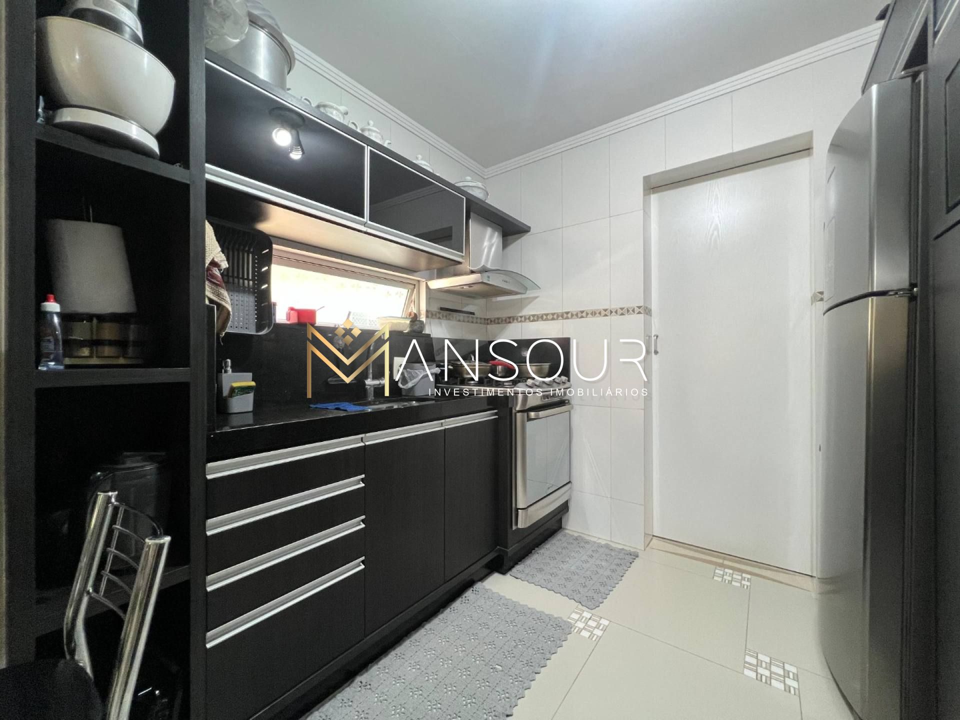 MOBILIADO Apartamento 03 suítes
