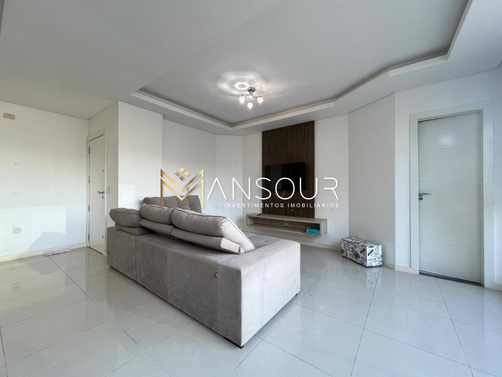 MEIA PRAIA Apartamento 03 suítes