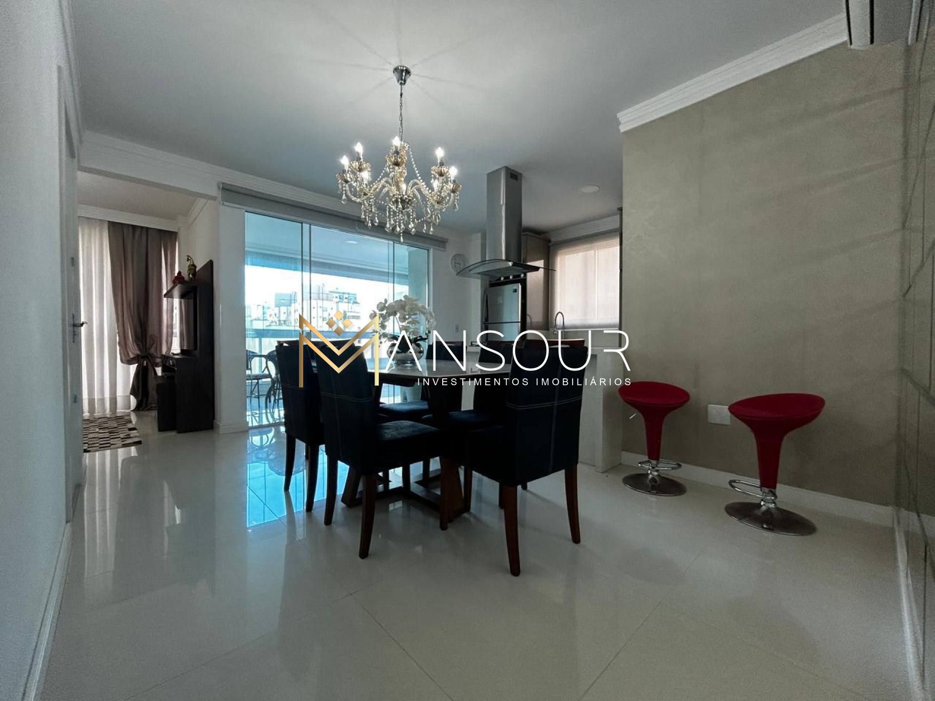 MEIA PRAIA Apartamento  03 suítes