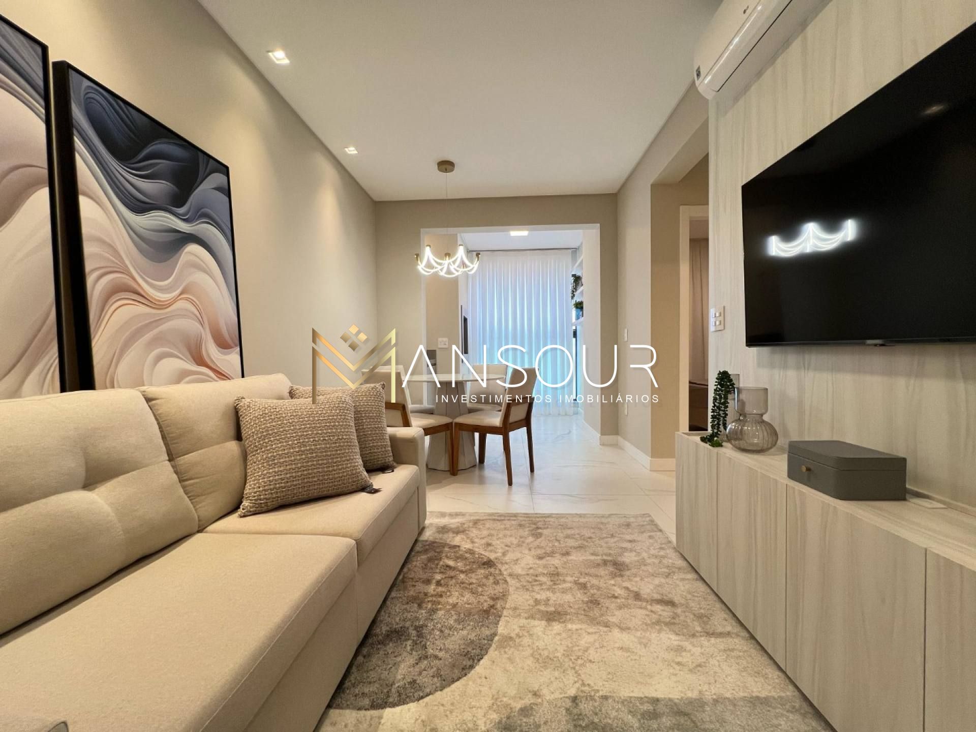 BEM LOCALIZADO Apartamento 02 suítes
