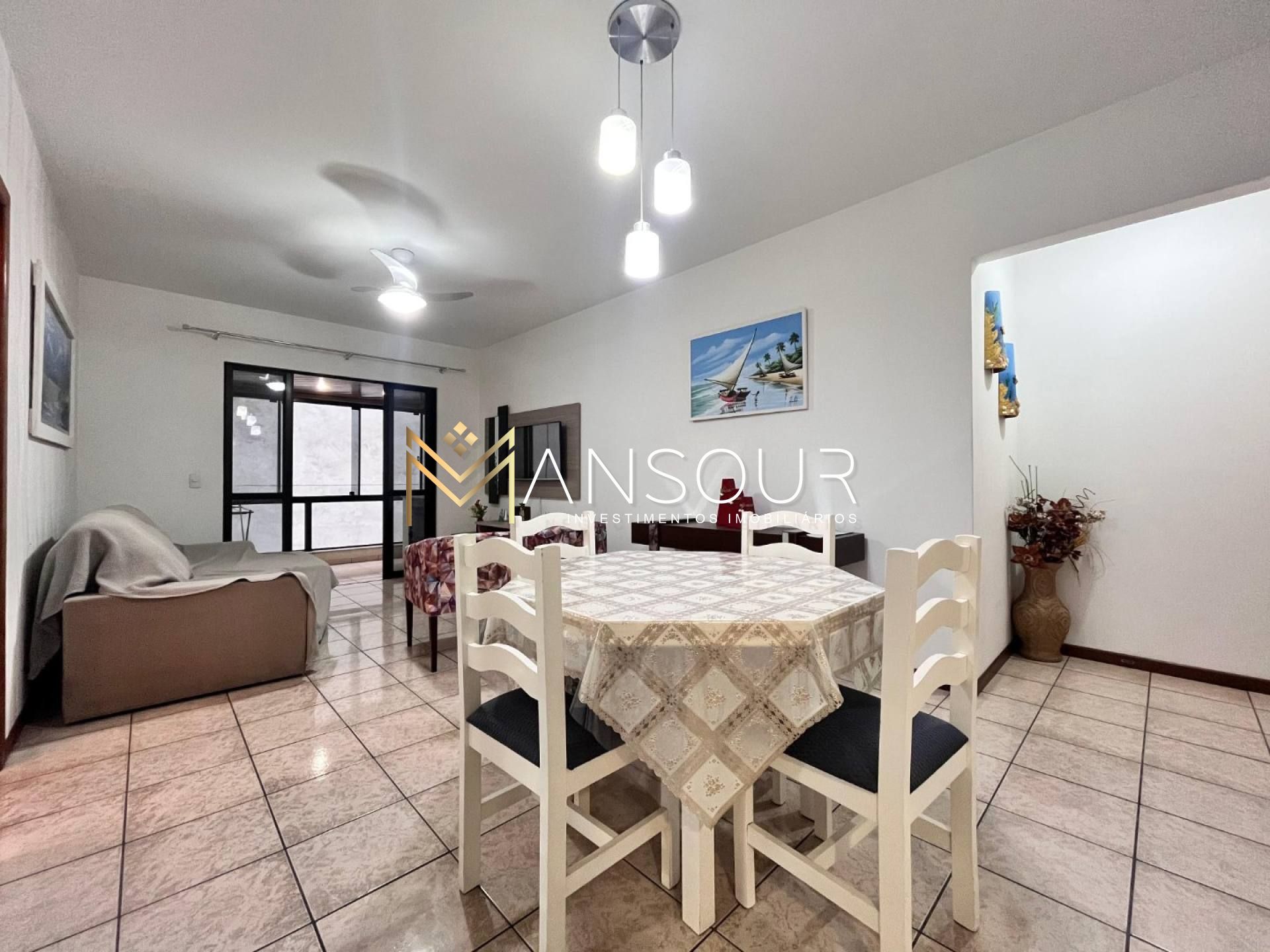 BEM LOCALIZADO Apartamento 02 Dormitórios sendo 01 suíte