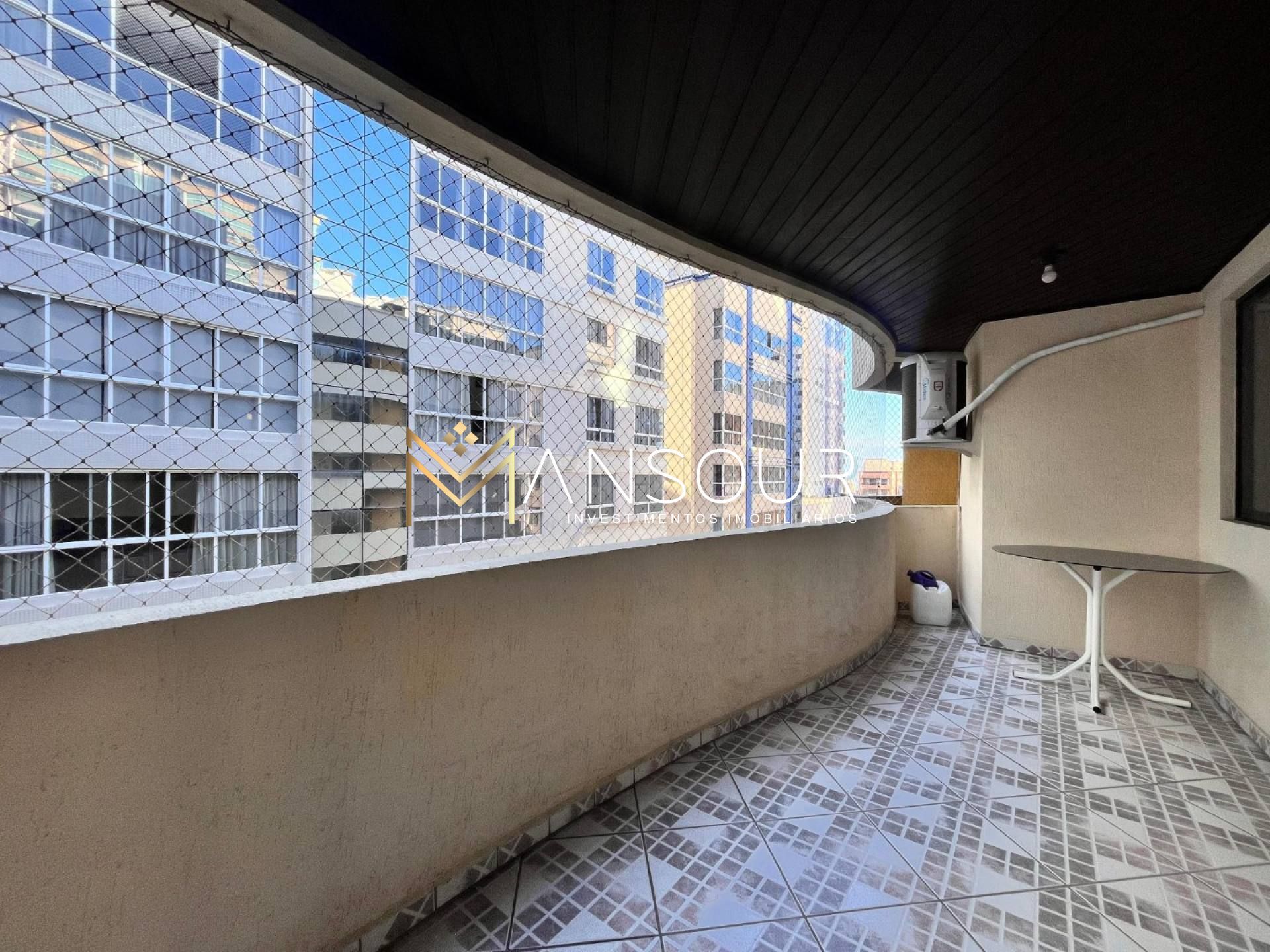 CLIMATIZADO Apartamento 03 Dormitórios sendo 01 suíte