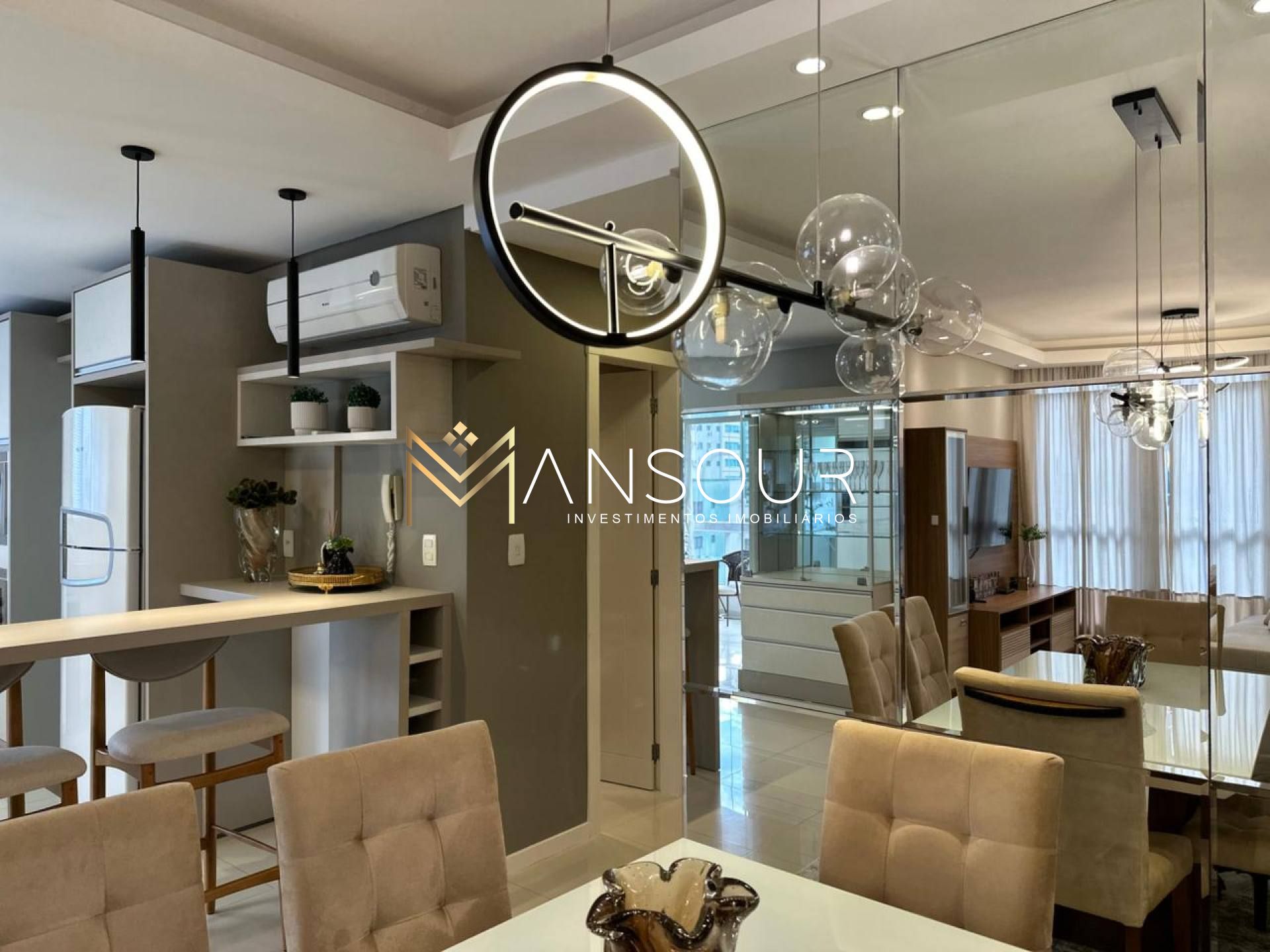 FINAMENTE MOBILIADO Apartamento 03 suítes