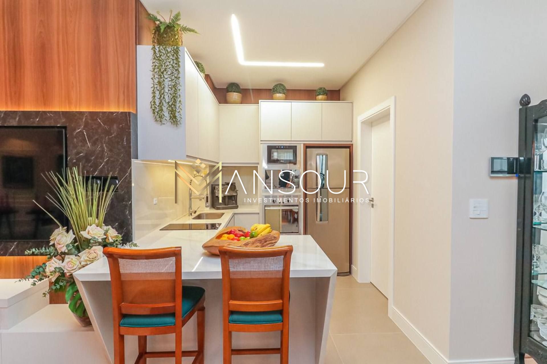 MOBILIADO Apartamento 03 suítes