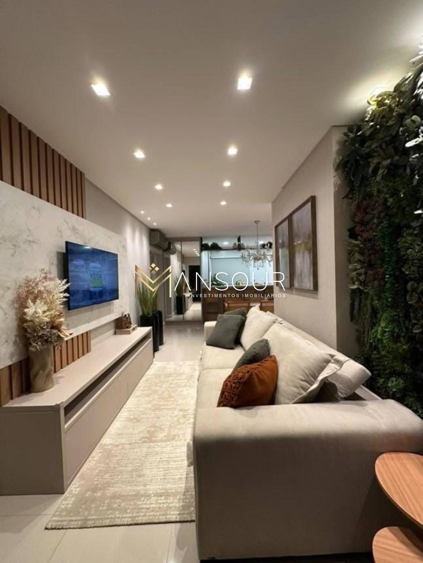 FINAMENTE MOBILIADO Apartamento 03 Dormitórios sendo 01 suíte