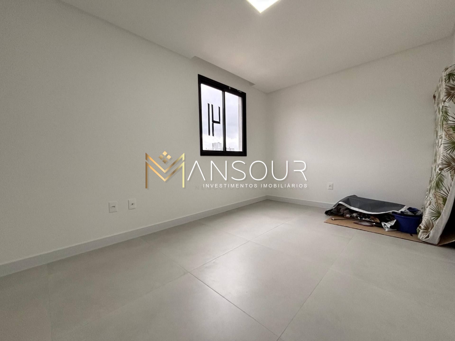 Apartamento 03 Dormitórios sendo 01 suíte e 02 Demi suíte