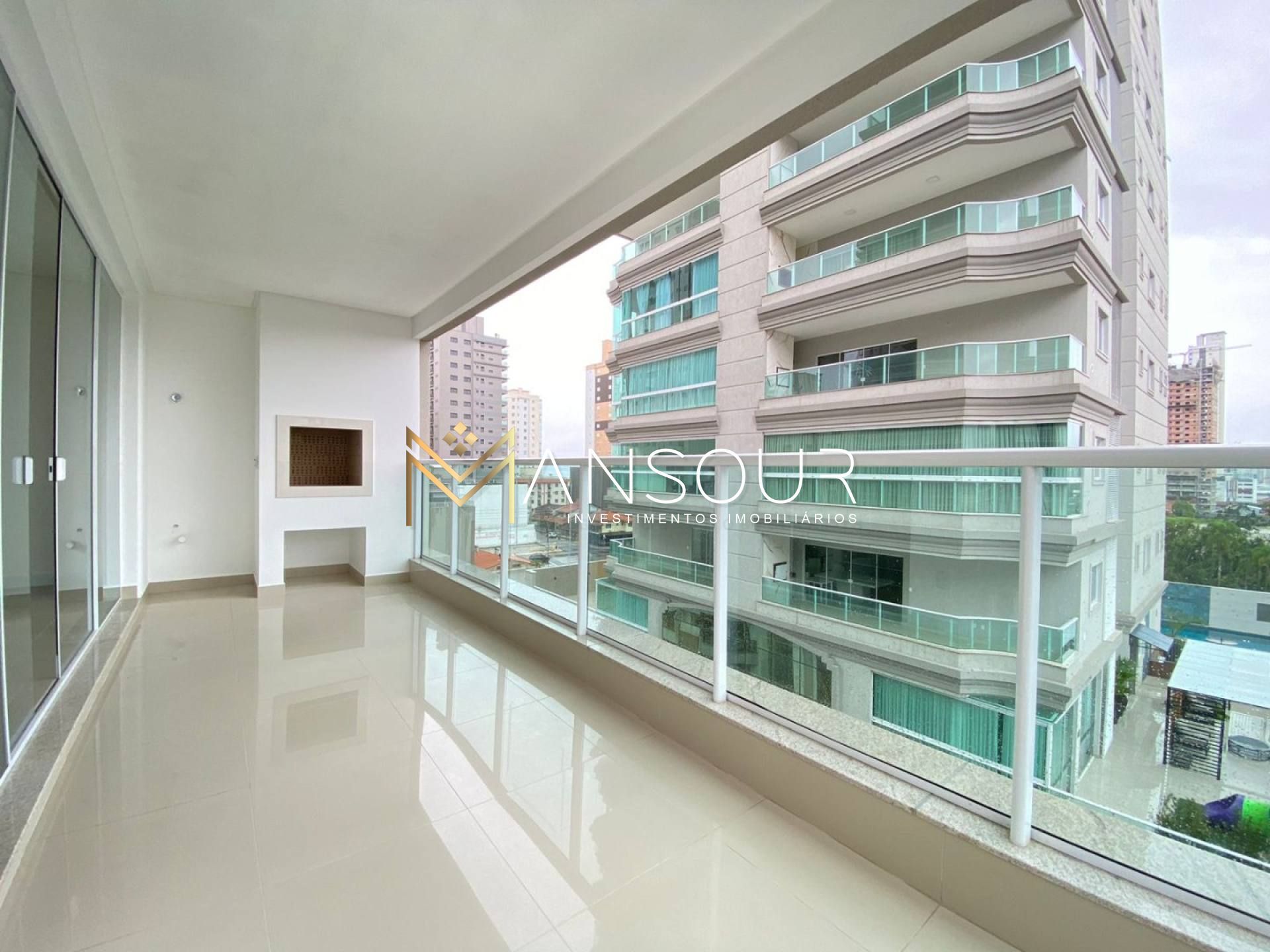 BEM LOCALIZADO Apartamento 04 suítes