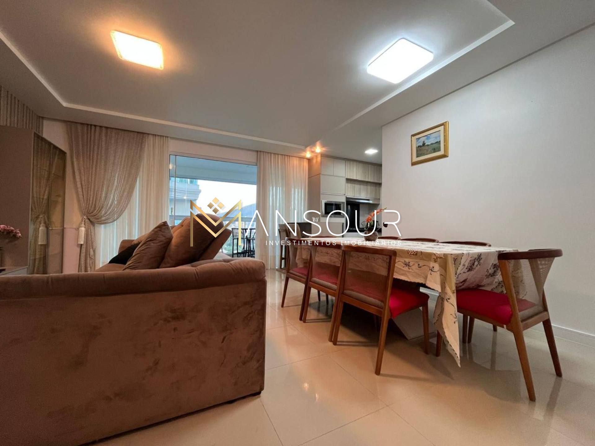 MOBILIADO Apartamento 04 suítes