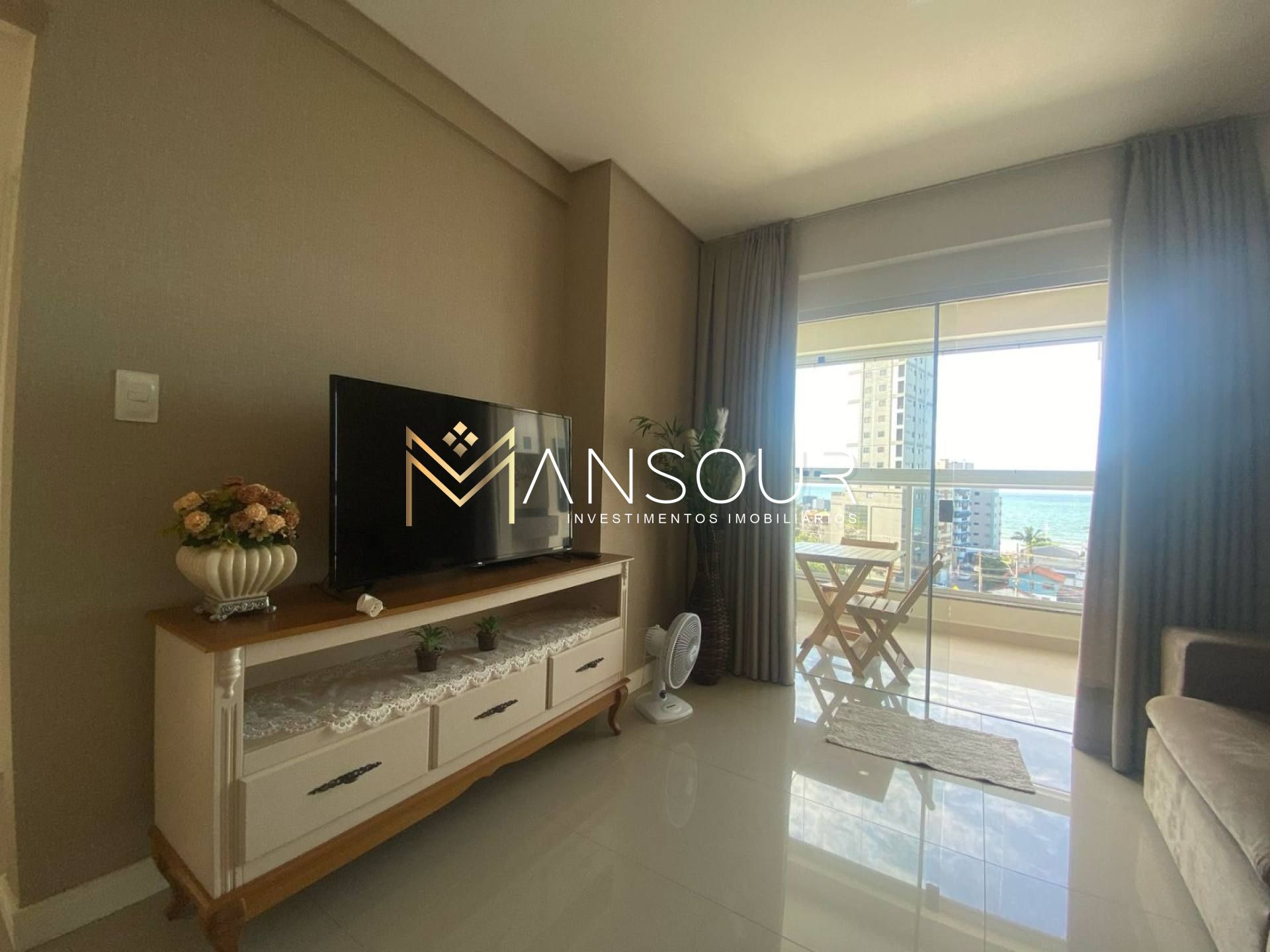 MOBILIADO Apartamento 02 Dormitórios sendo 01 suíte