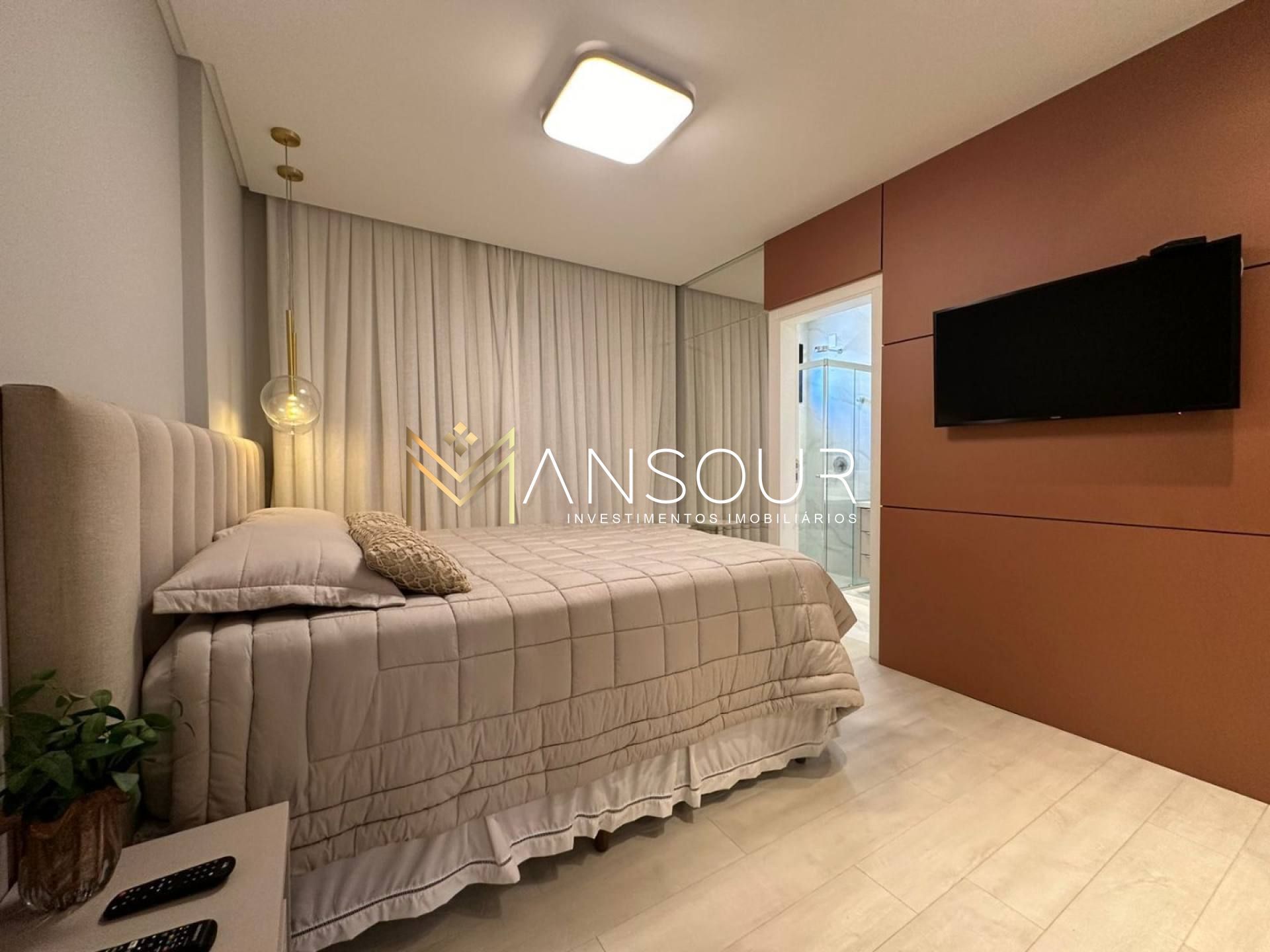FINAMENTE MOBILIADO Apartamento 04 suítes