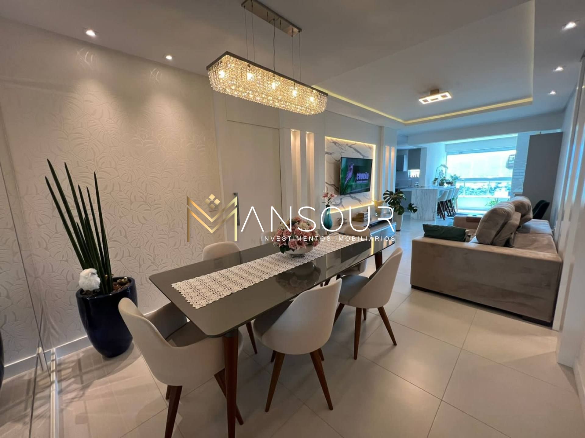 FINAMENTE MOBILIADO Apartamento 03 suítes