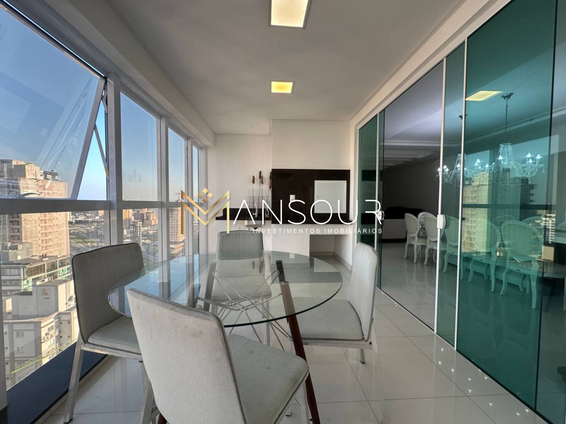 LOCALIZAÇÃO ESTRATÉGICA Apartamento 04 suítes
