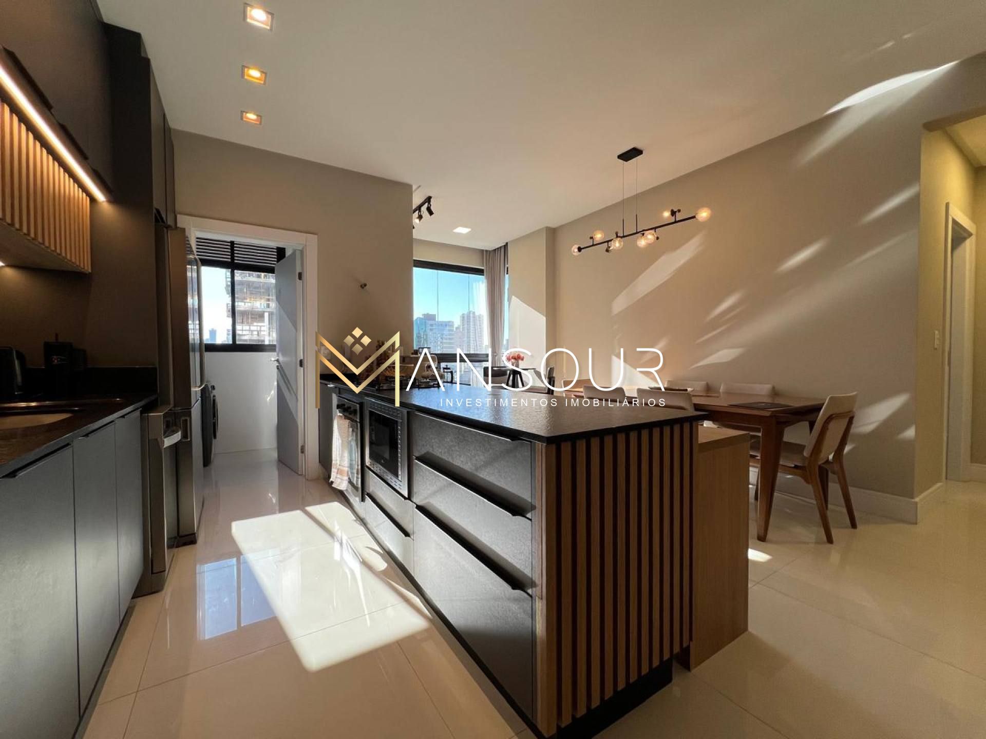 MOBILIADO Apartamento 02 Dormitórios sendo 02 suítes