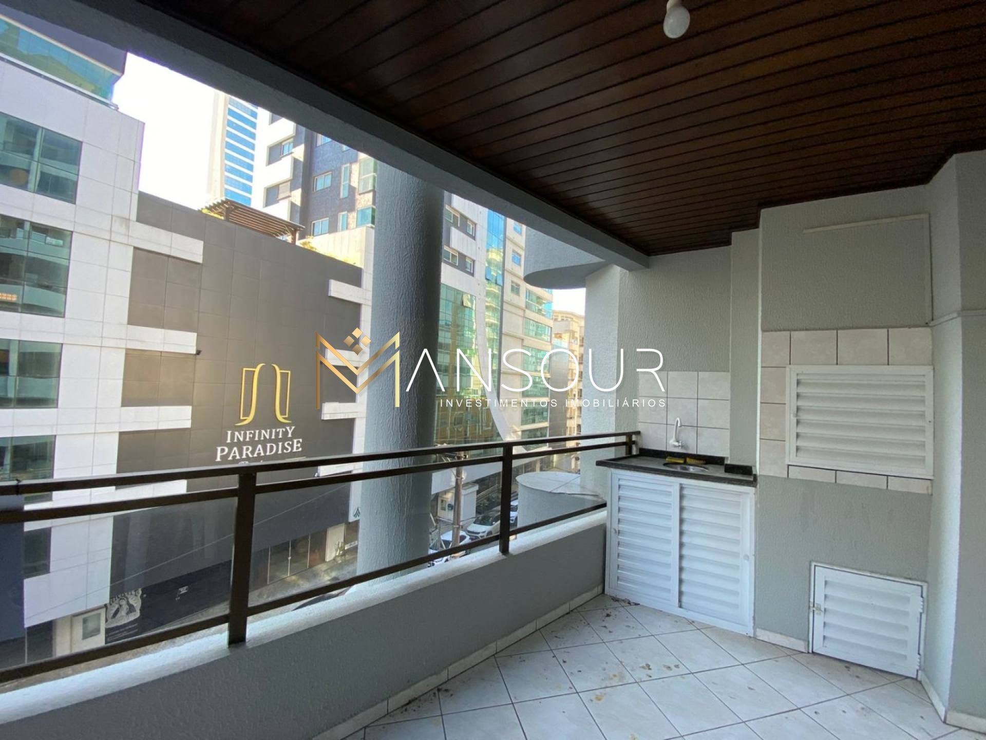 LOCALIZAÇÃO ESTRATÉGICA Apartamento 03 Dormitórios sendo 01 suíte