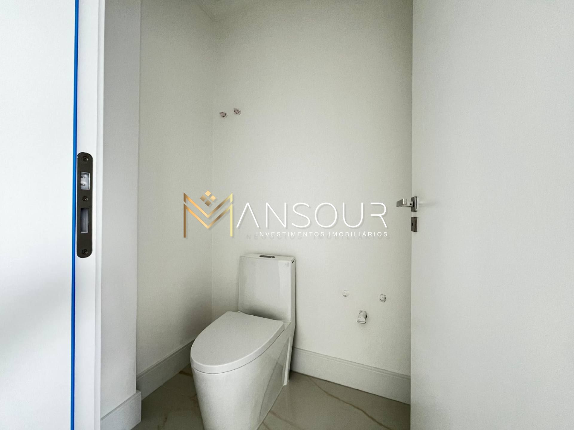 OPORTUNIDADE Apartamento 03 suítes