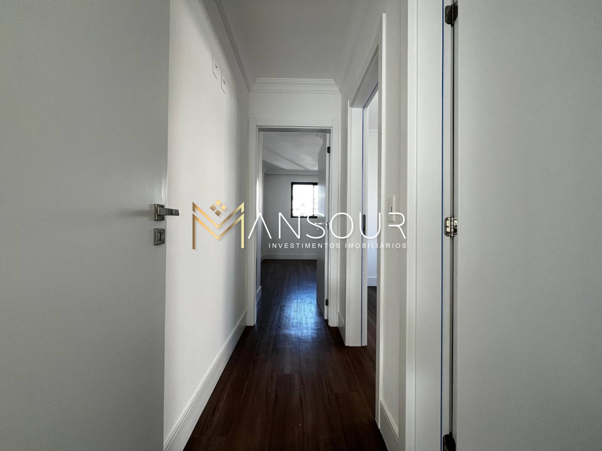 OPORTUNIDADE Apartamento 03 suítes