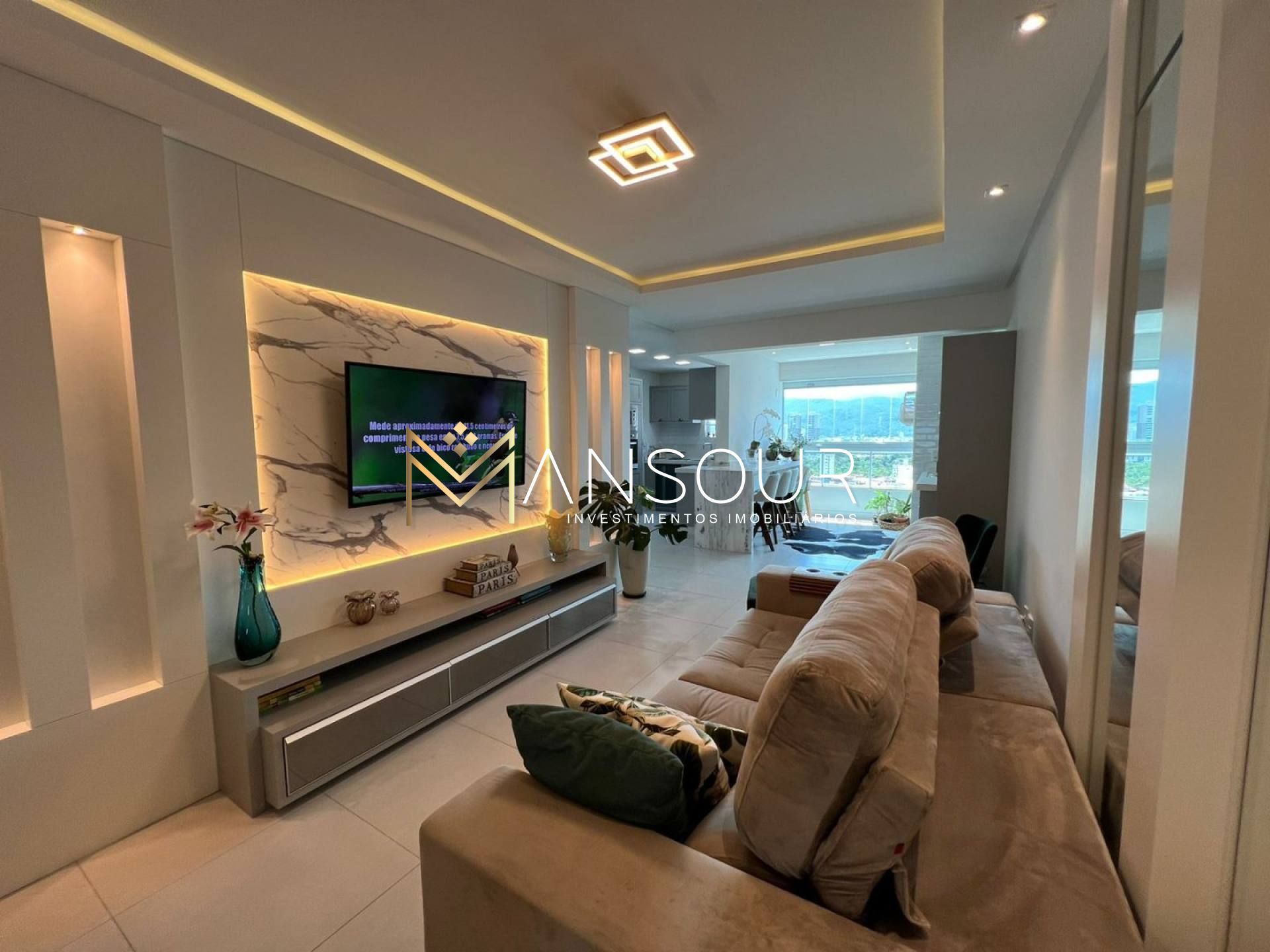 FINAMENTE MOBILIADO Apartamento 03 suítes