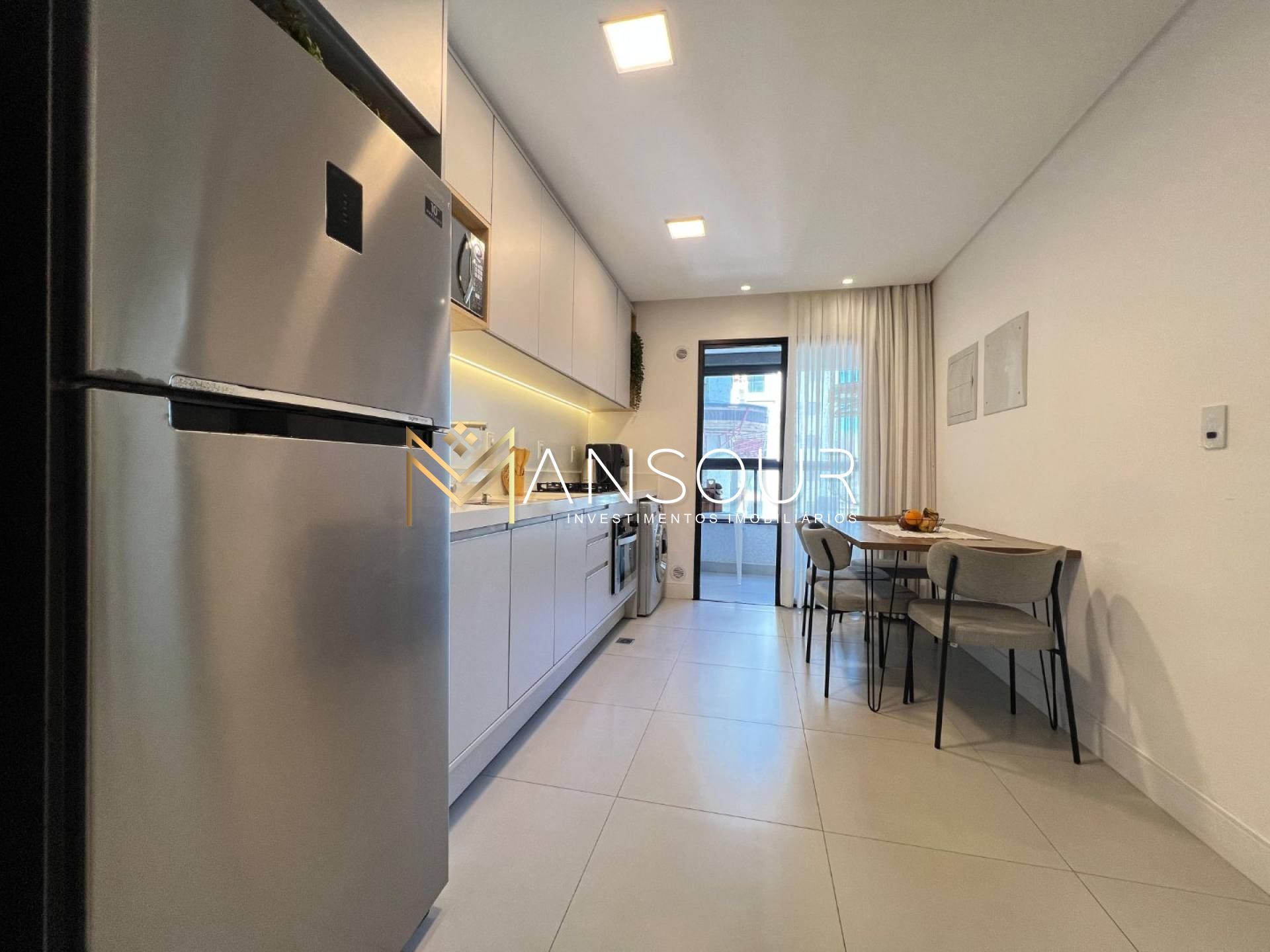 Apartamento Para Vender com 02 quartos 01 suítes no bairro Morretes em Itapema