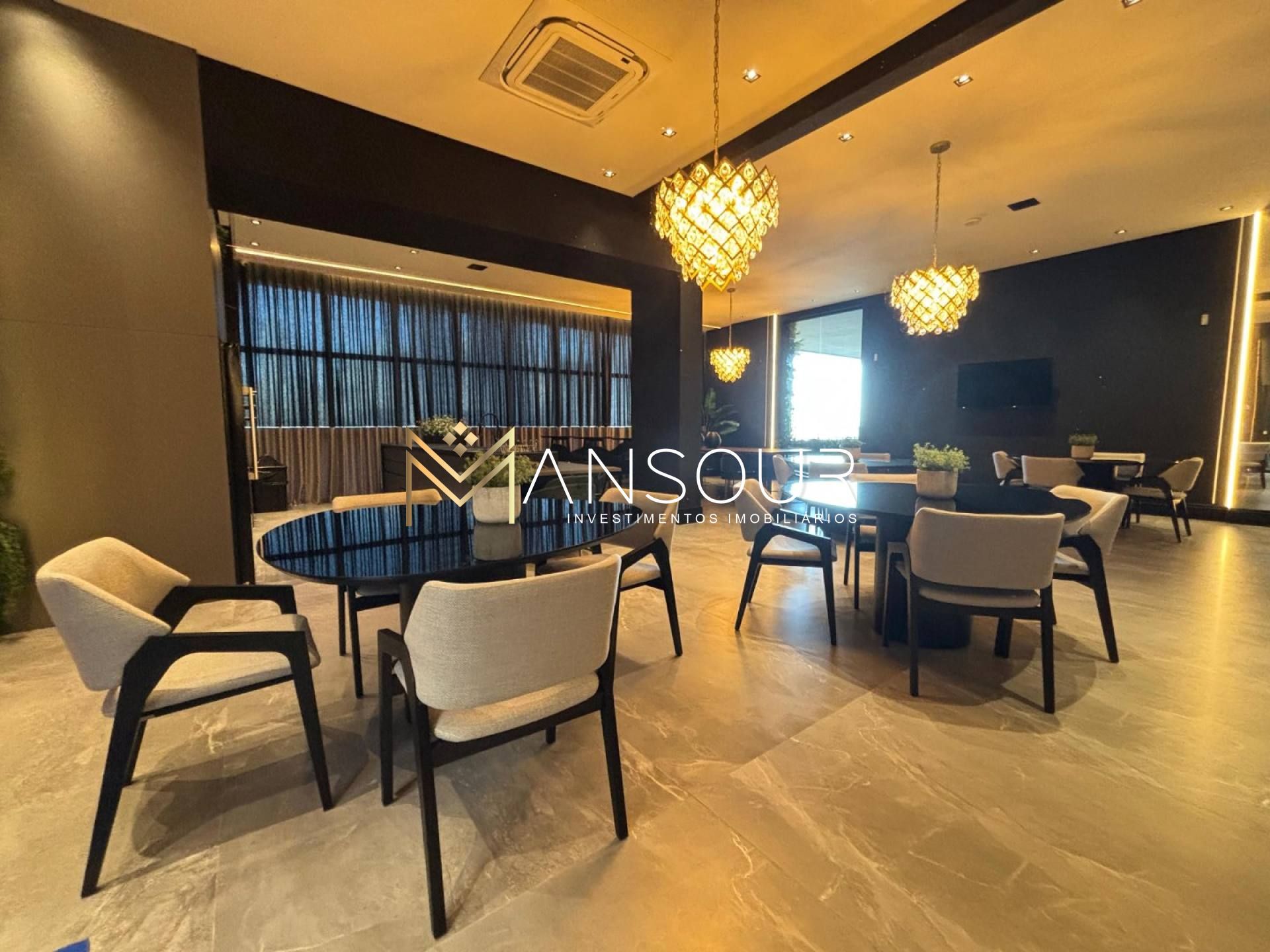 Apartamento Para Vender com 03 quartos 03 suítes no bairro Perequê em Porto Belo