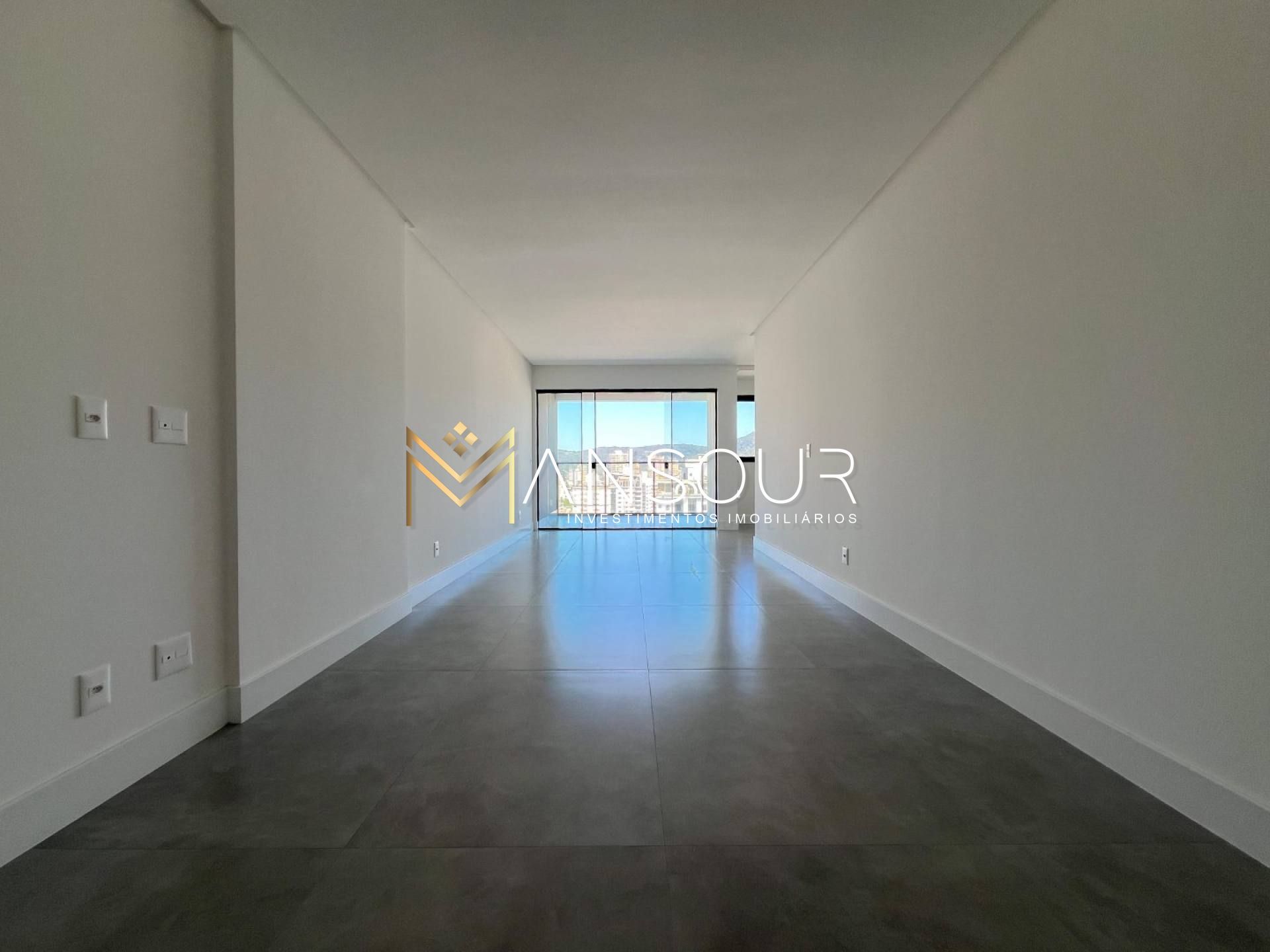 Apartamento Para Vender com 03 quartos 03 suítes no bairro Meia Praia em Itapema