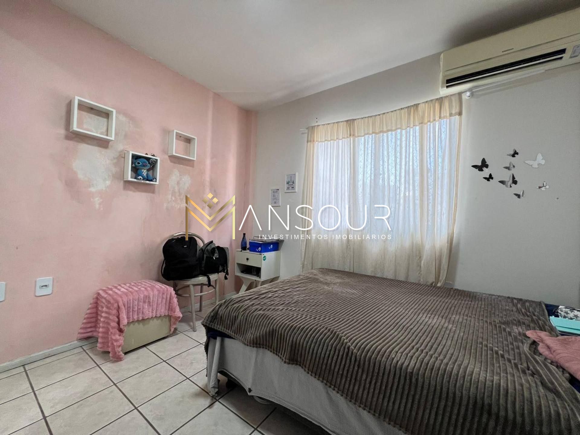 Apartamento Para Vender com 02 quartos no bairro Meia Praia em Itapema