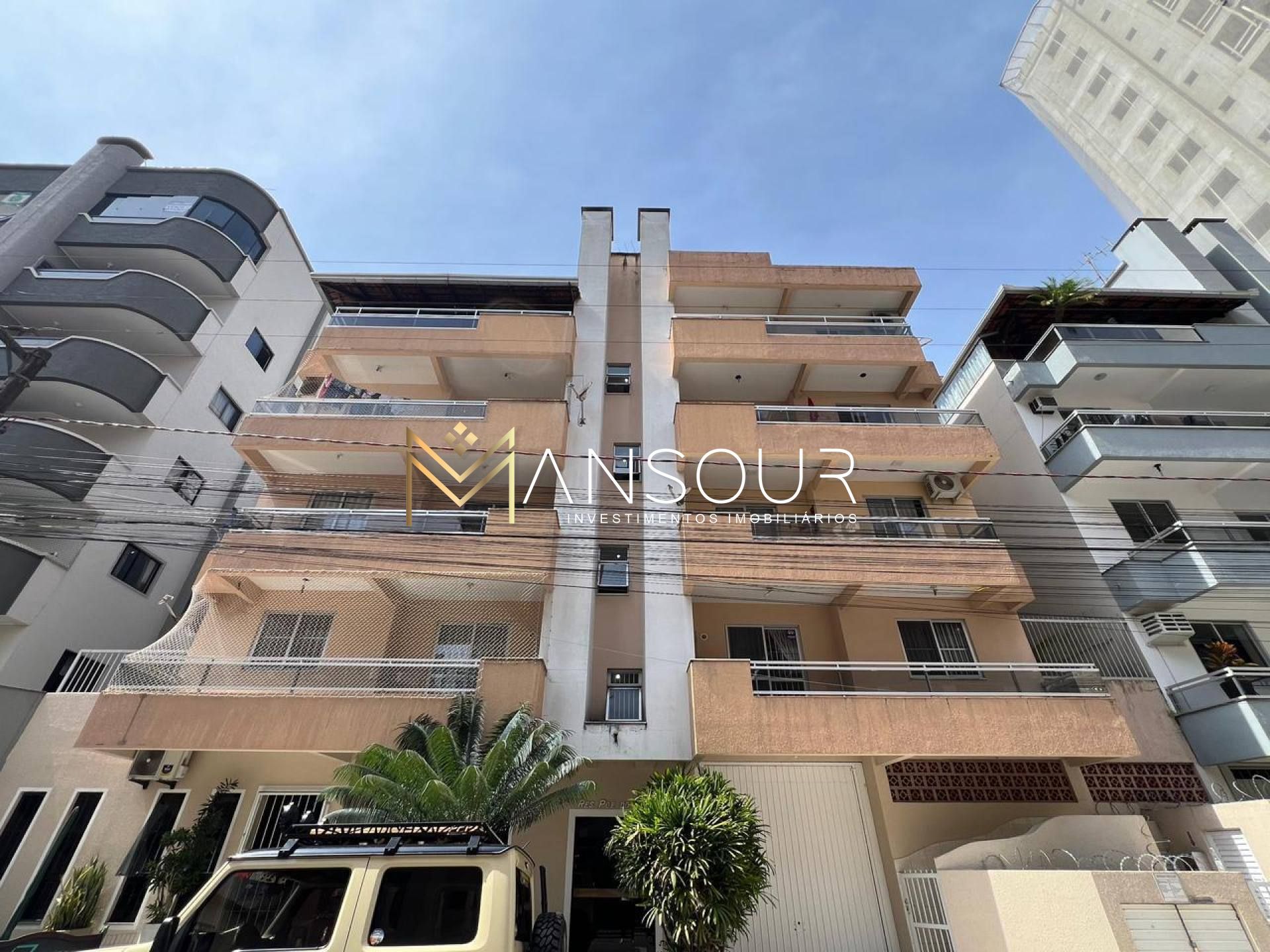 Apartamento Para Vender com 02 quartos no bairro Meia Praia em Itapema
