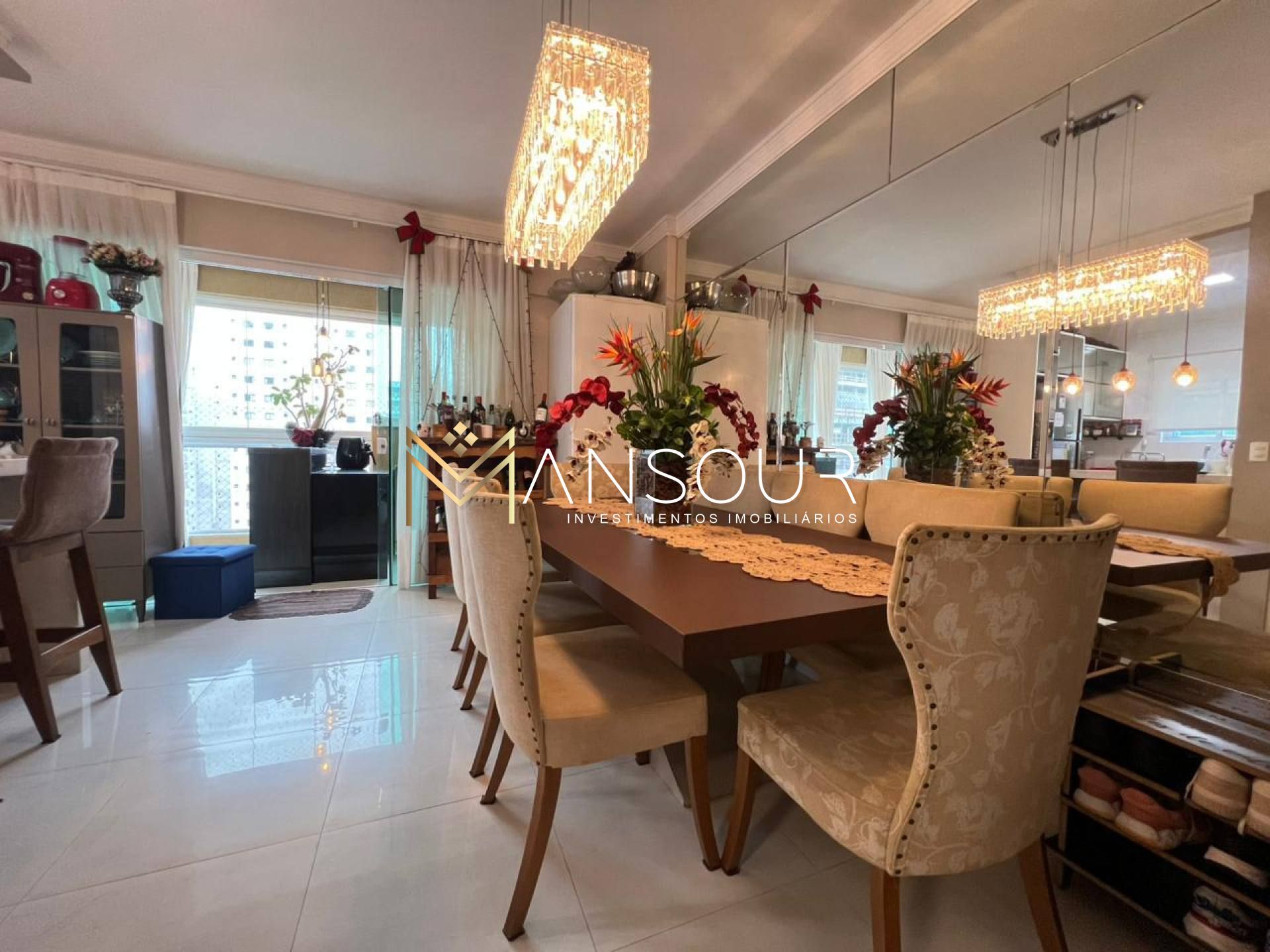 Apartamento Para Vender com 03 quartos 03 suítes no bairro Meia Praia em Itapema