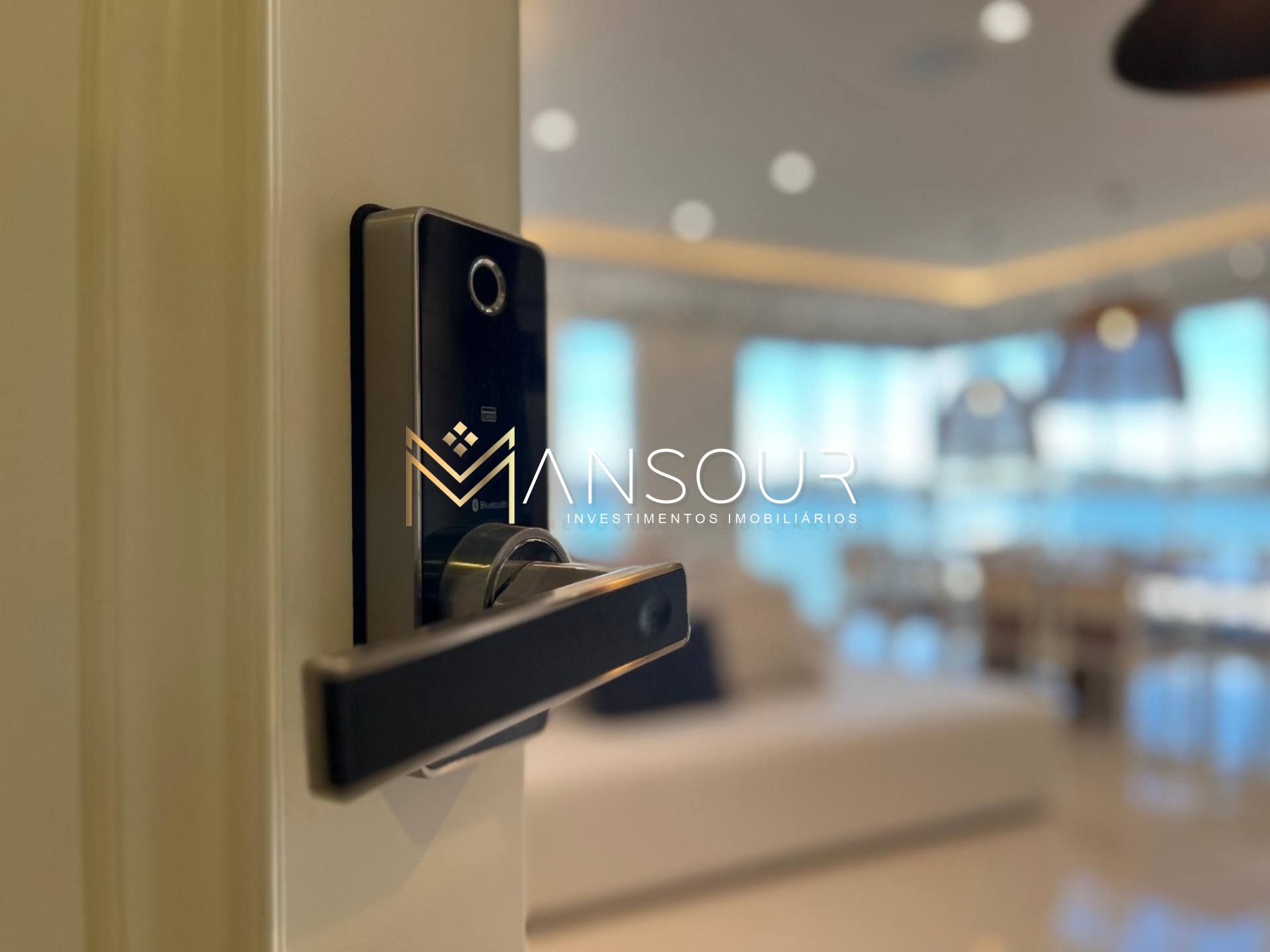 Apartamento Para Vender com 04 quartos 04 suítes no bairro Meia Praia em Itapema