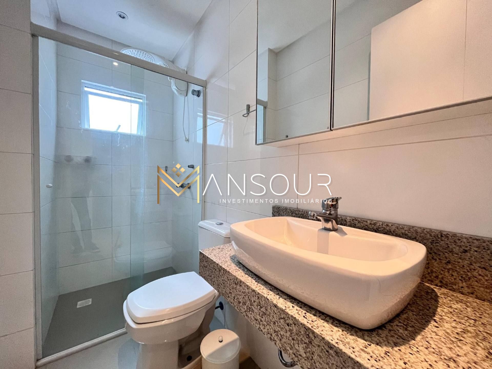 Apartamento Para Vender com 02 quartos 01 suítes no bairro Morretes em Itapema