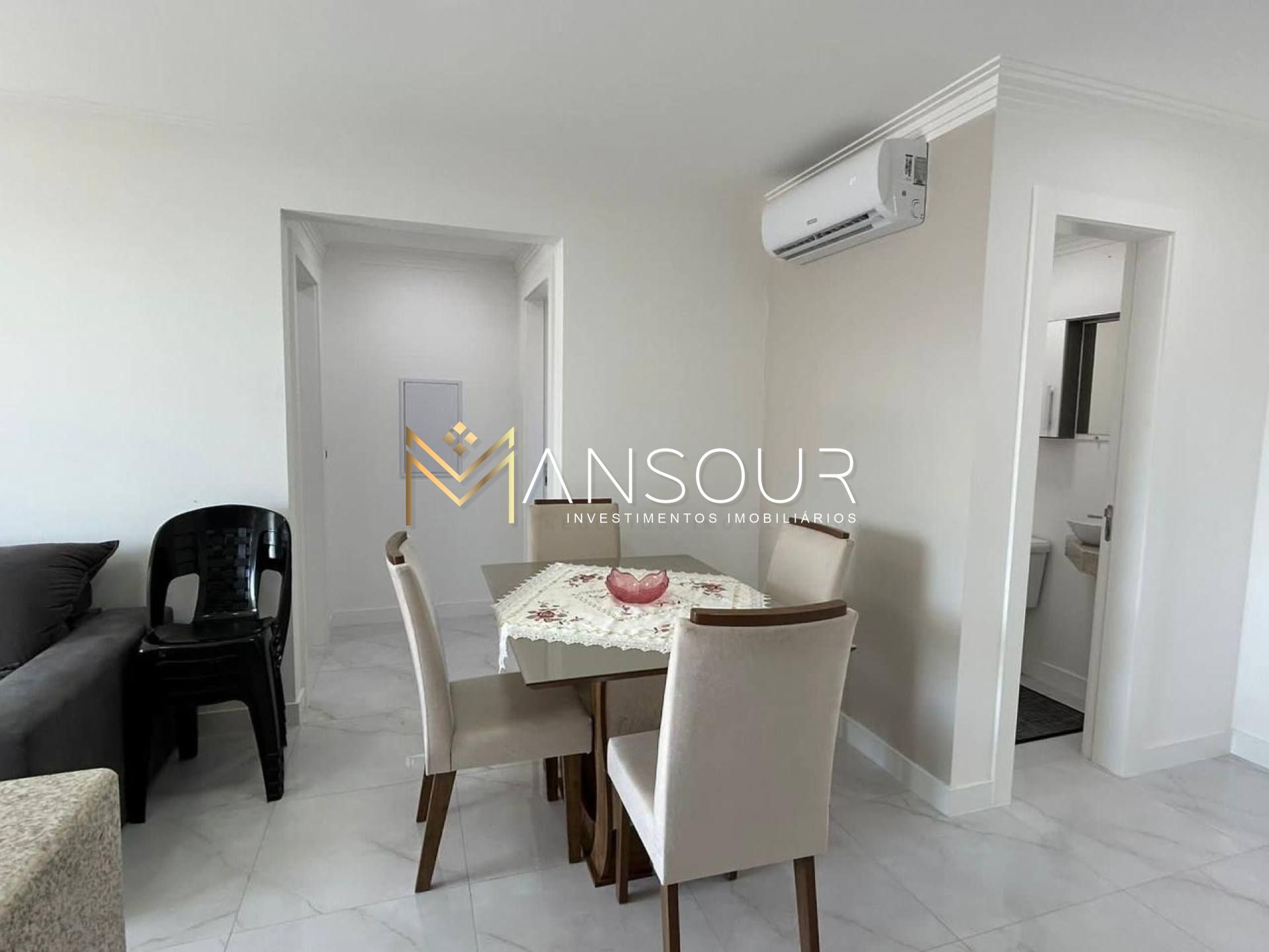 Apartamento Para Vender com 02 quartos 02 suítes no bairro Morretes em Itapema