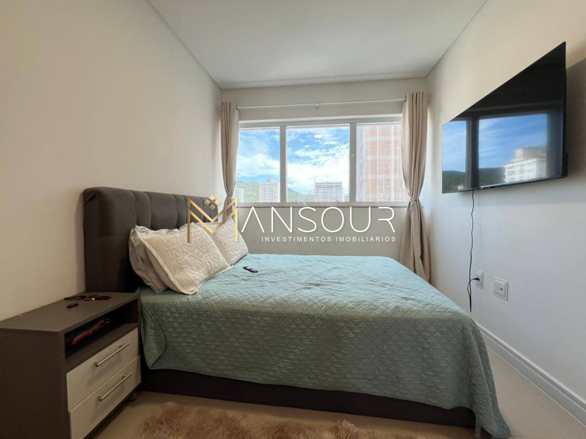 Apartamento Para Vender com 02 quartos 01 suítes no bairro Morretes em Itapema