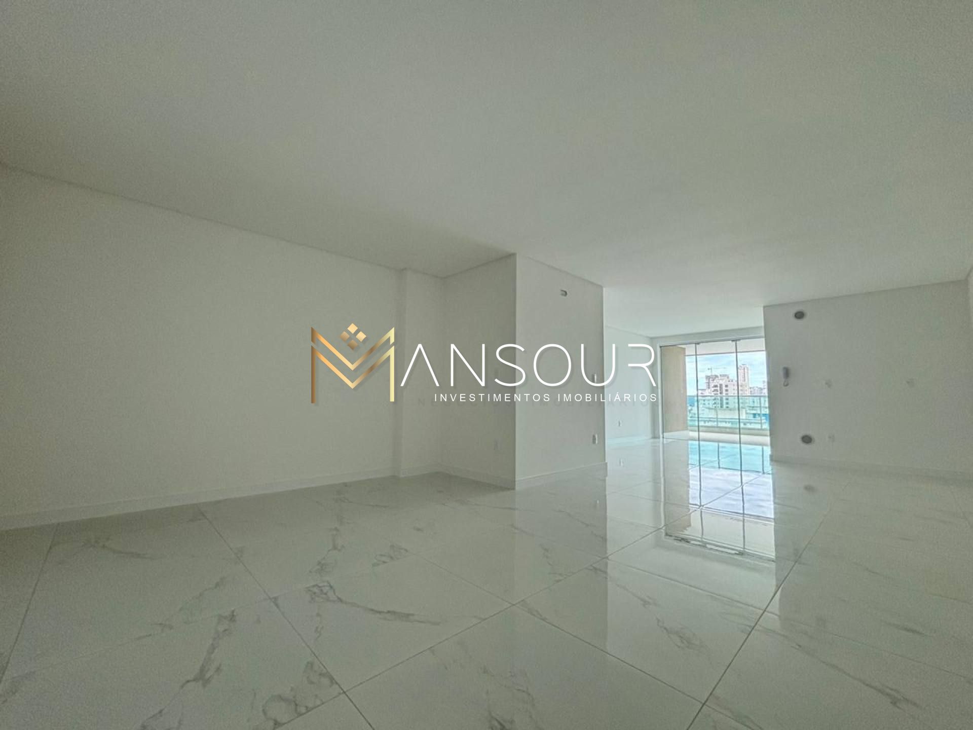 Apartamento Para Vender com 3 quartos 03 suítes no bairro Meia Praia em Itapema [DUPLICADO]