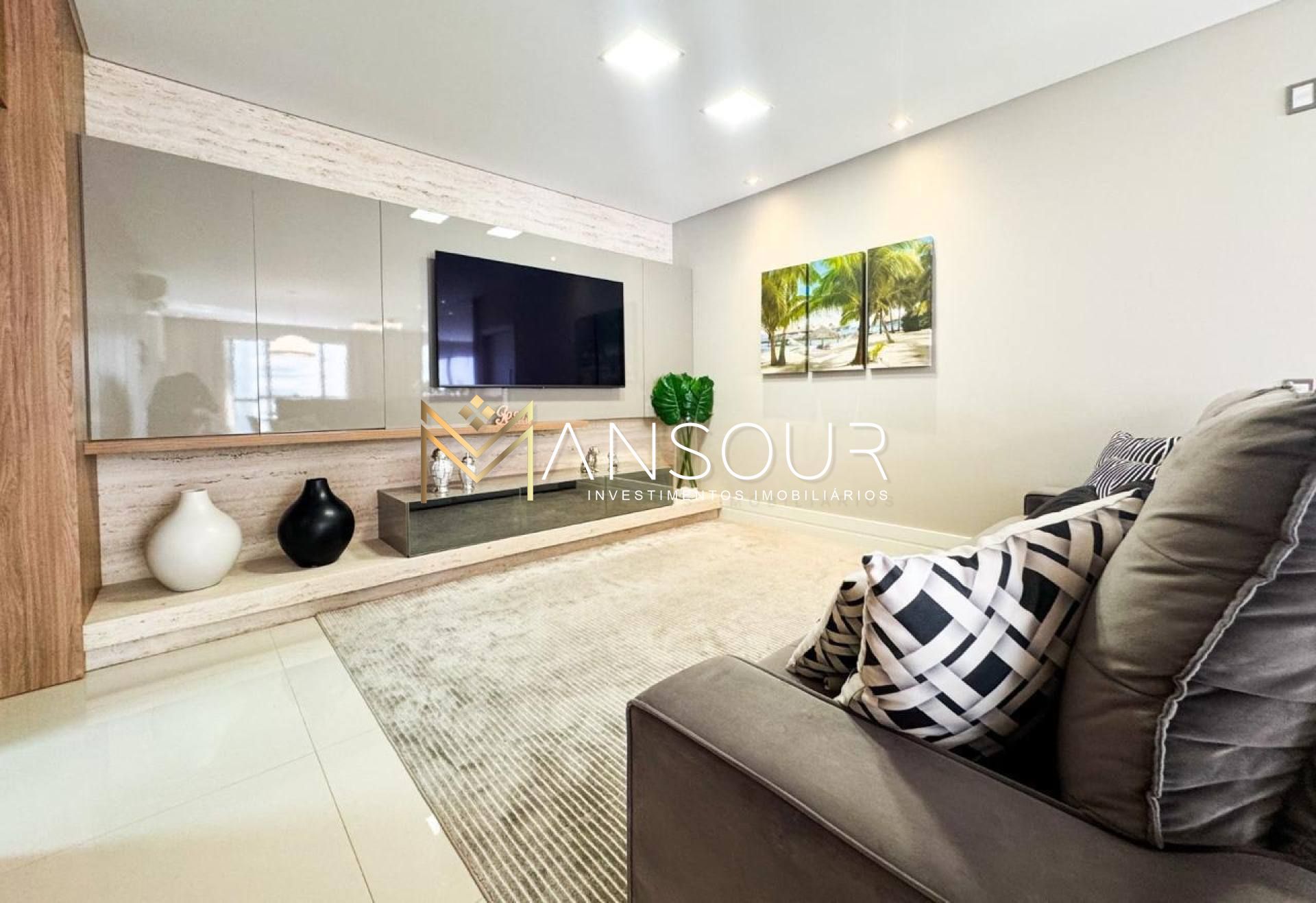 Apartamento Para Vender com 04 quartos 04 suítes no bairro Meia Praia em Itapema